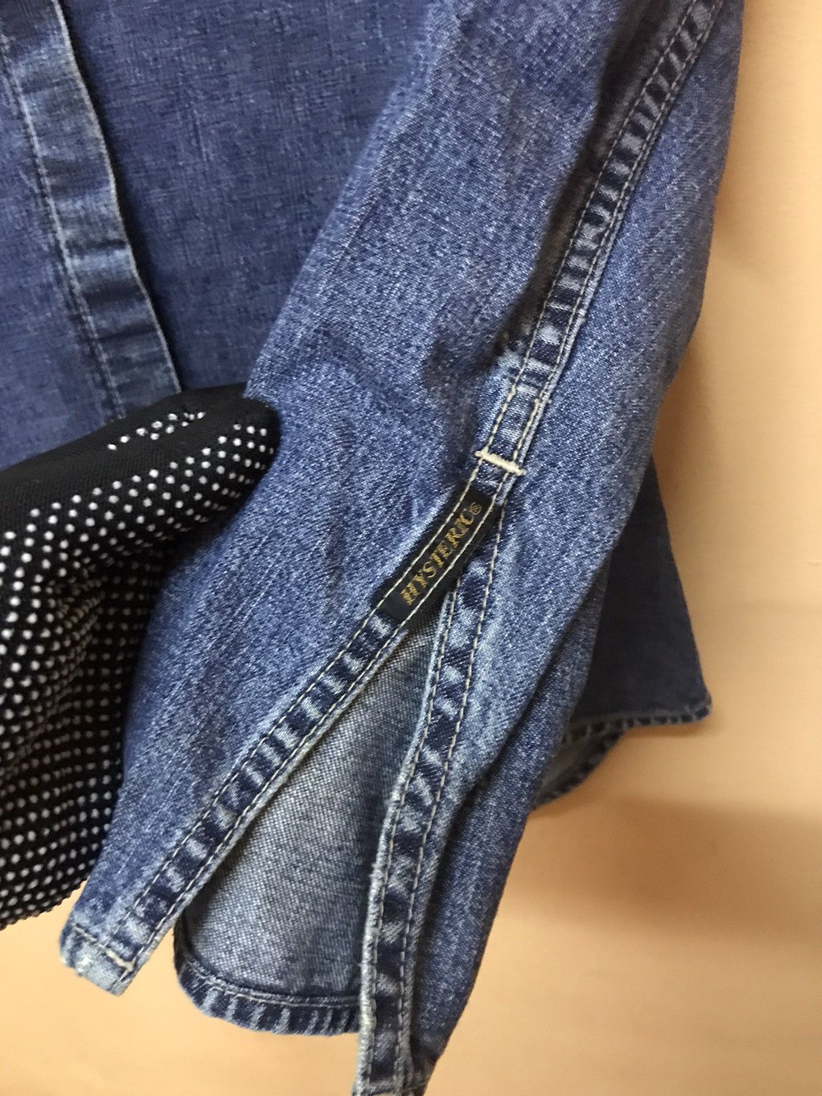 Hysteric Glamour ‼️HYSTERIC DENIM SHIRT ‼️ Size S / US 4 / IT 40 - 4 Thumbnail