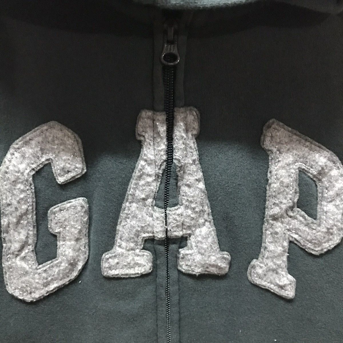 Gap × Japanese Brand Vintage Gap Hoodie Gap Sweatshirt Big Logo Embroidery Gap Size XS / US 0-2 / IT 36-38 - 3 Thumbnail