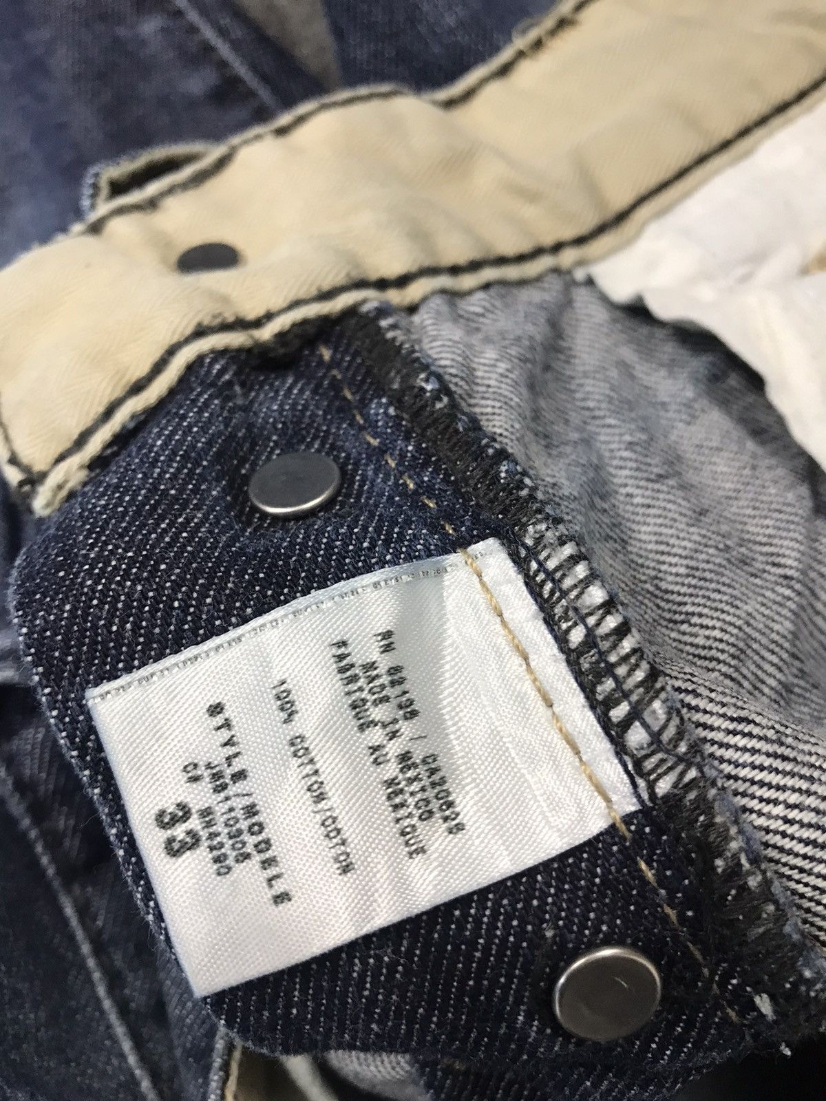 Guess Vintage Guess Jeans Light Blue Wash Design Boocut Size US 33 - 15 Thumbnail