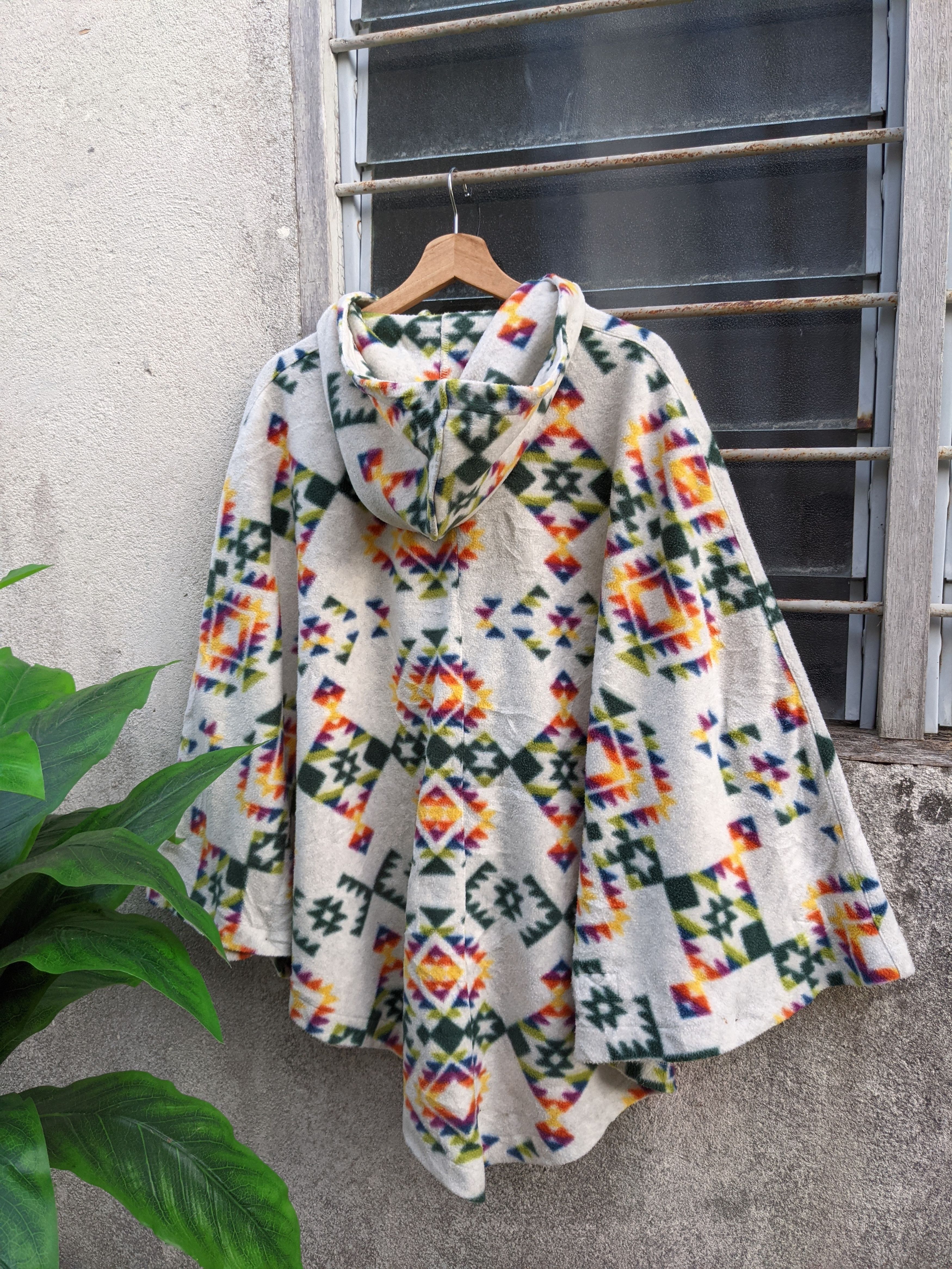 Columbia Columbia Native Aztec Poncho Fleece Size US L / EU 52-54 / 3 - 2 Thumbnail