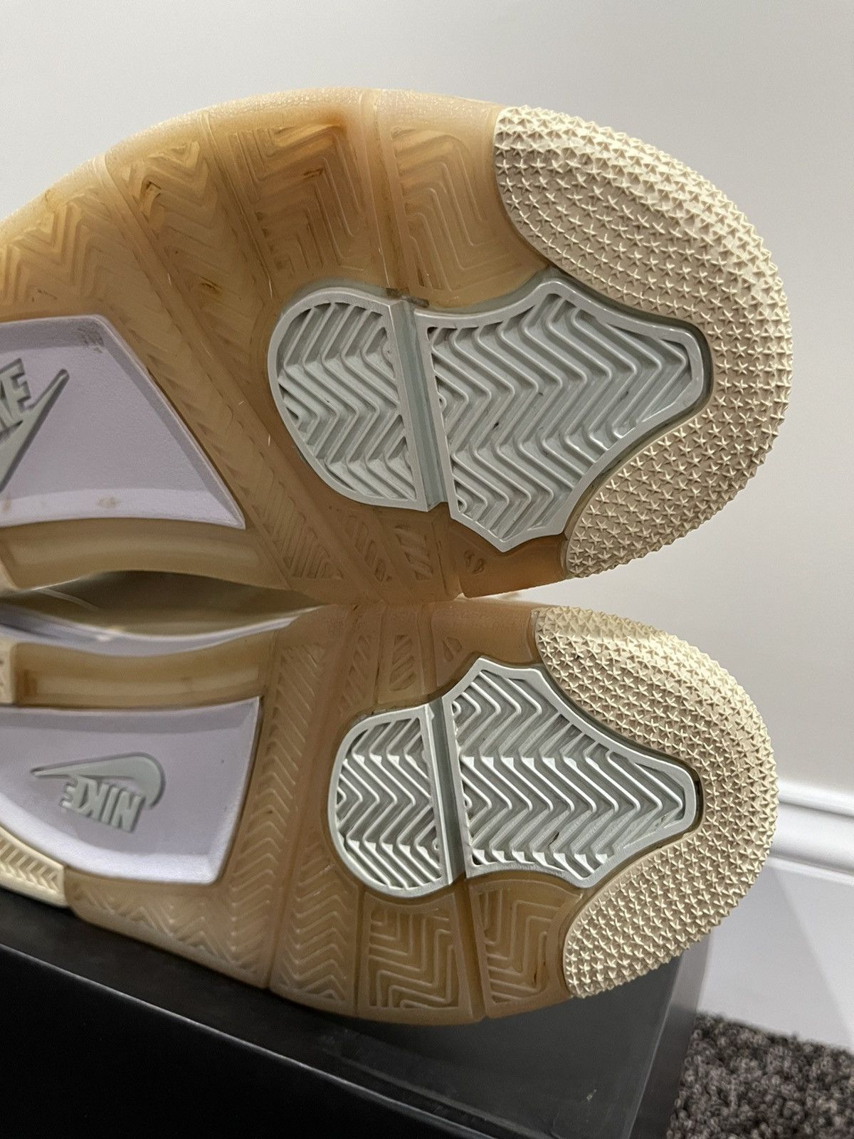 Jordan Brand × Off-White Air Jordan Retro 4 x Virgil Off-White Wmns “Sail” Sneaker Size US 6.5 / EU 39-40 - 7 Thumbnail