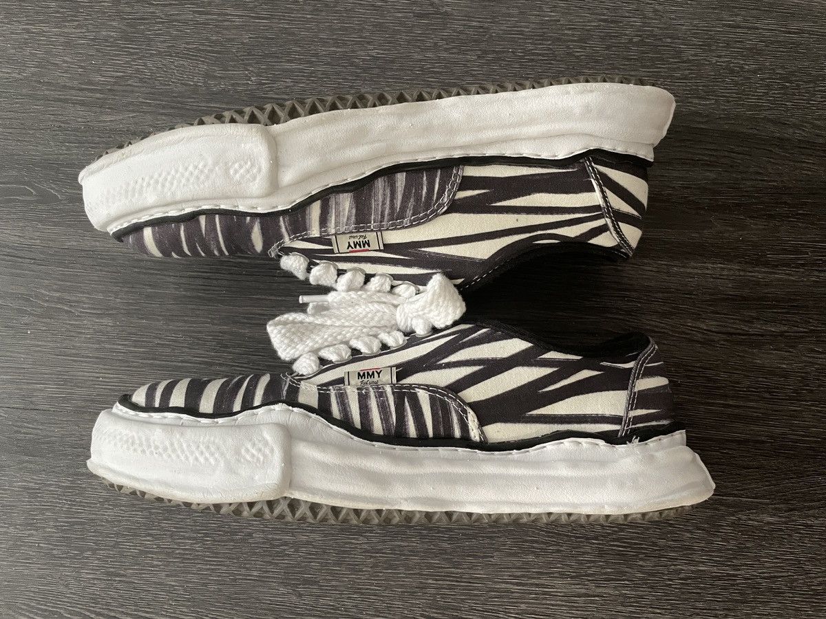 Maison MIHARA YASUHIRO "BAKER" printed canvas original sole Low-Top sneaker Size US 9.5 / EU 42-43 - 2 Thumbnail
