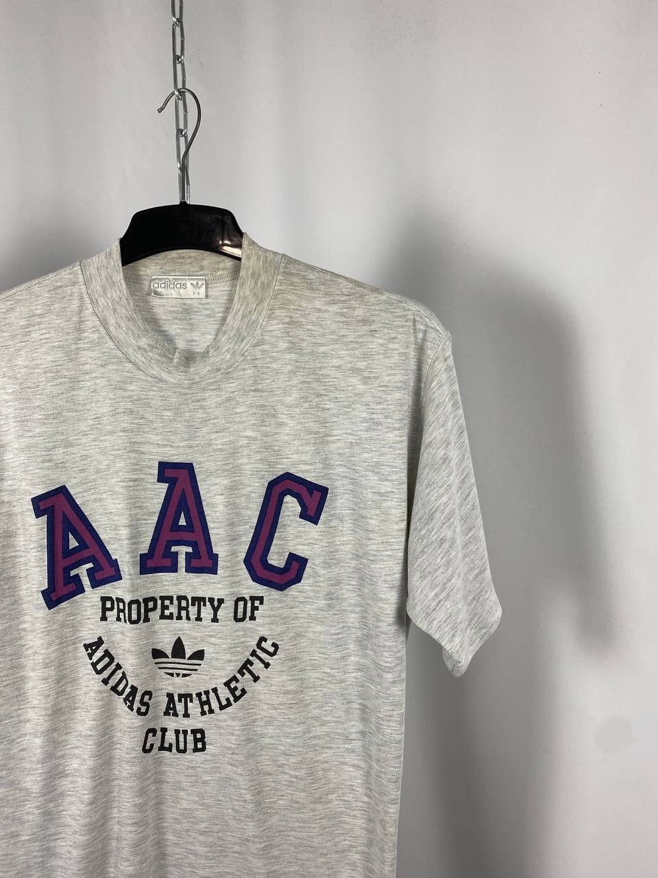 Adidas Adidas vintage T-shirts gray big logo size M Size US M / EU 48-50 / 2 - 2 Thumbnail