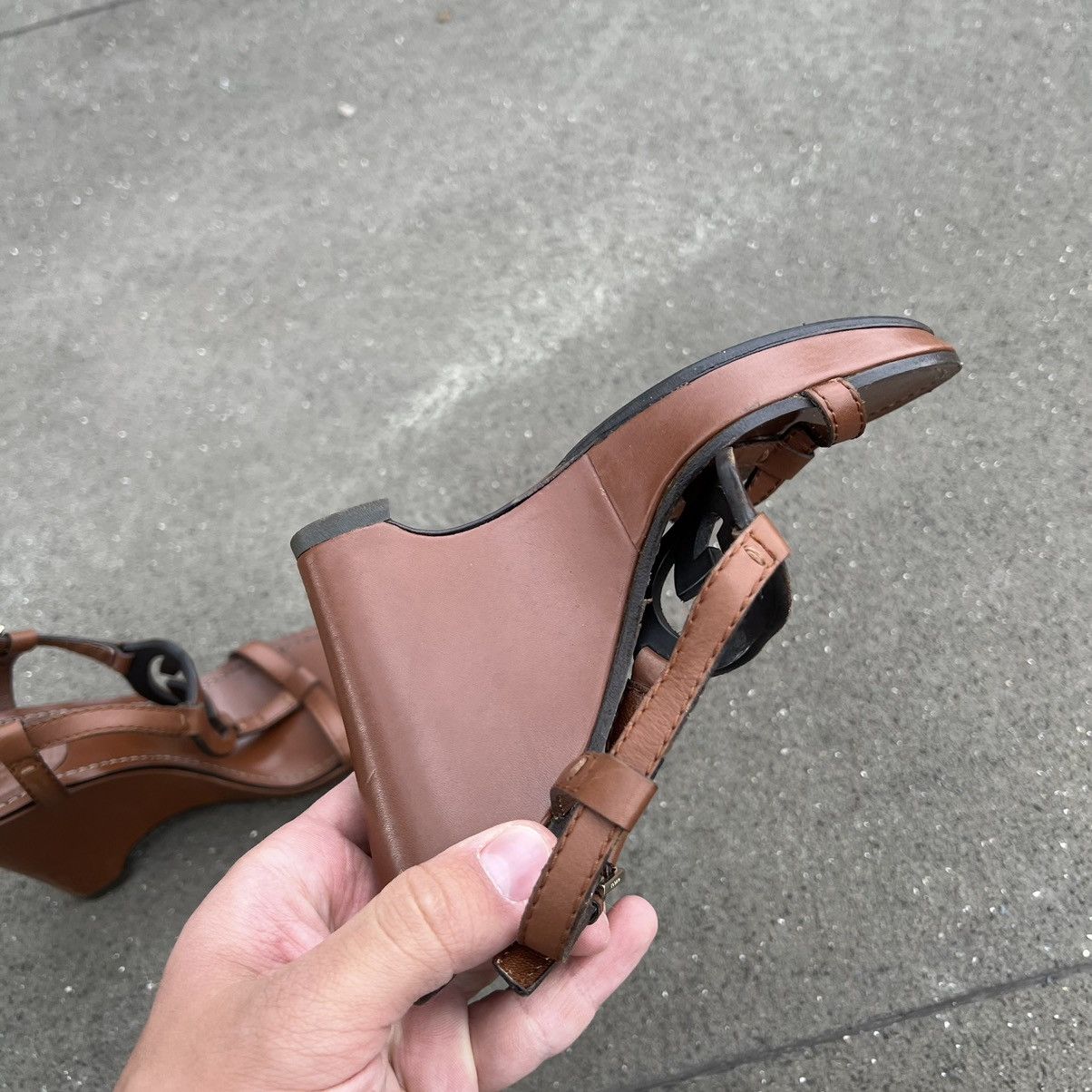 Gucci × Vintage Gucci Brown Leather GG Logo Heels Size US 5 / IT 35 - 9 Thumbnail