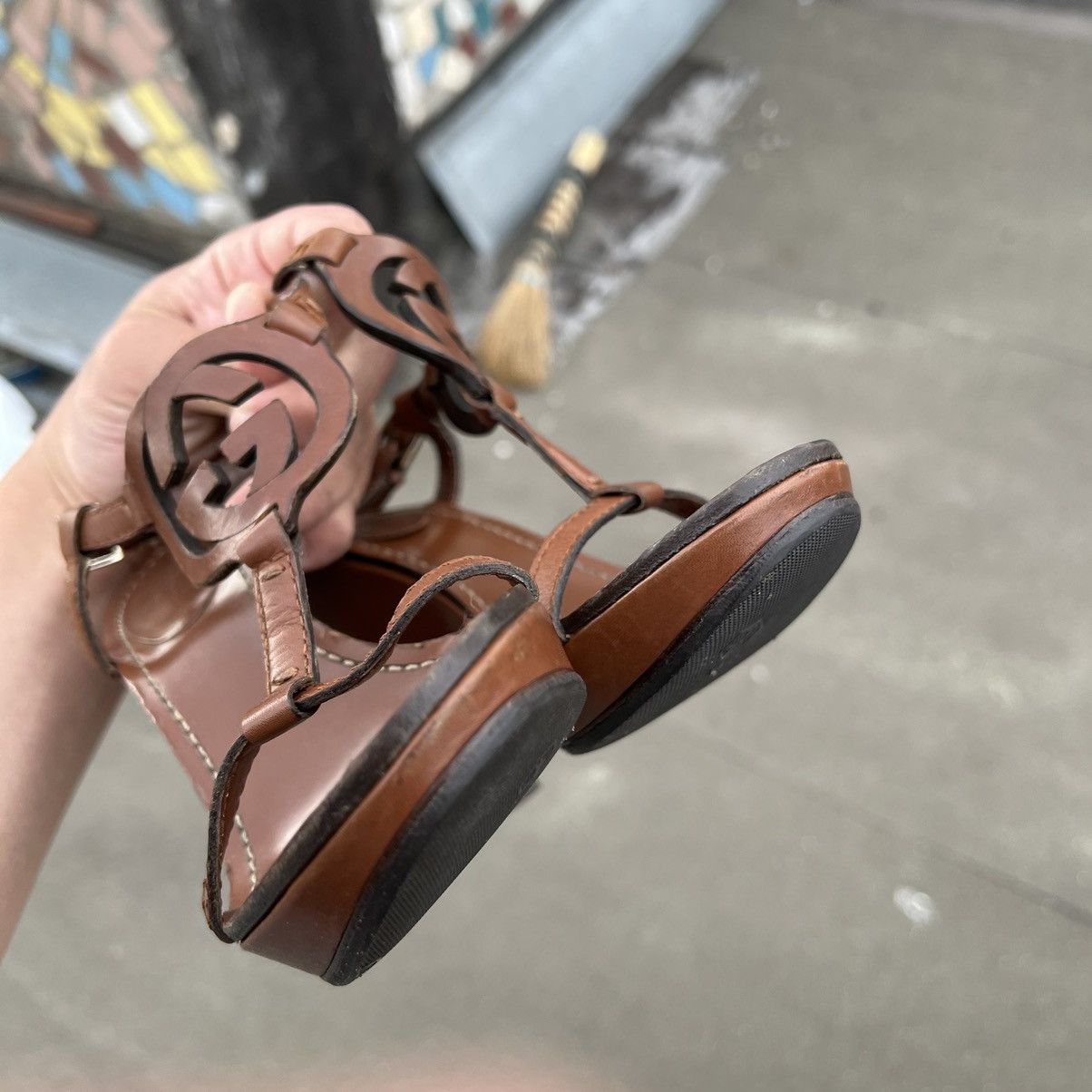 Gucci × Vintage Gucci Brown Leather GG Logo Heels Size US 5 / IT 35 - 10 Thumbnail