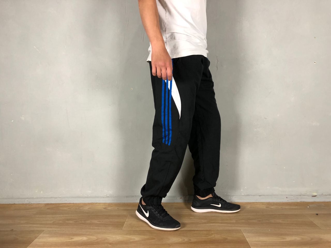 Adidas Adidas vintage sports pants size M Size US 31 - 3 Thumbnail