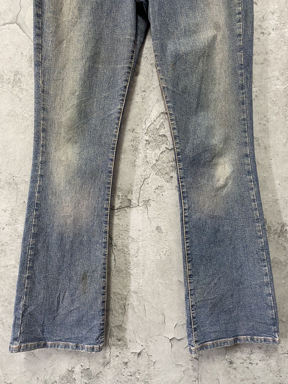 Levi's × Vintage Vintage Levis 518 Superlow Boot Cut Flared Denim Pants Size US 30 / EU 46 - 5 Thumbnail