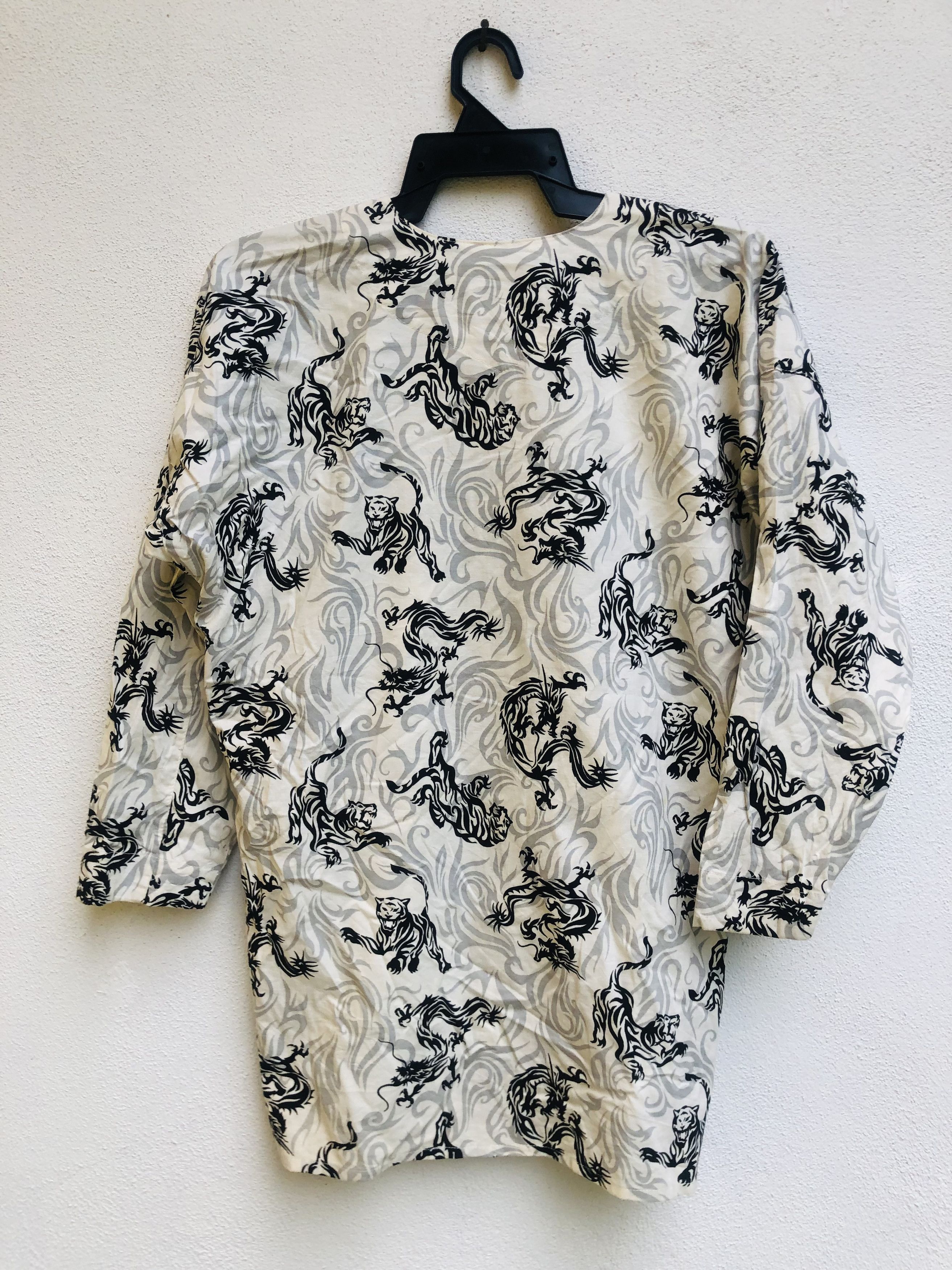 Japanese Brand Vintage Tiger Fight Dragon Designer Fashion Style Size US M / EU 48-50 / 2 - 2 Thumbnail