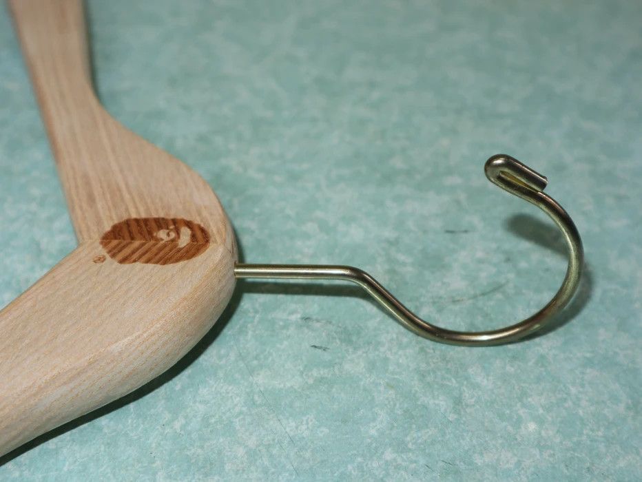 Bape Bape Ape Head-Branded Wooden Clothes Hanger Size ONE SIZE - 7 Thumbnail