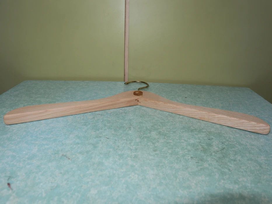 Bape Bape Ape Head-Branded Wooden Clothes Hanger Size ONE SIZE - 5 Thumbnail