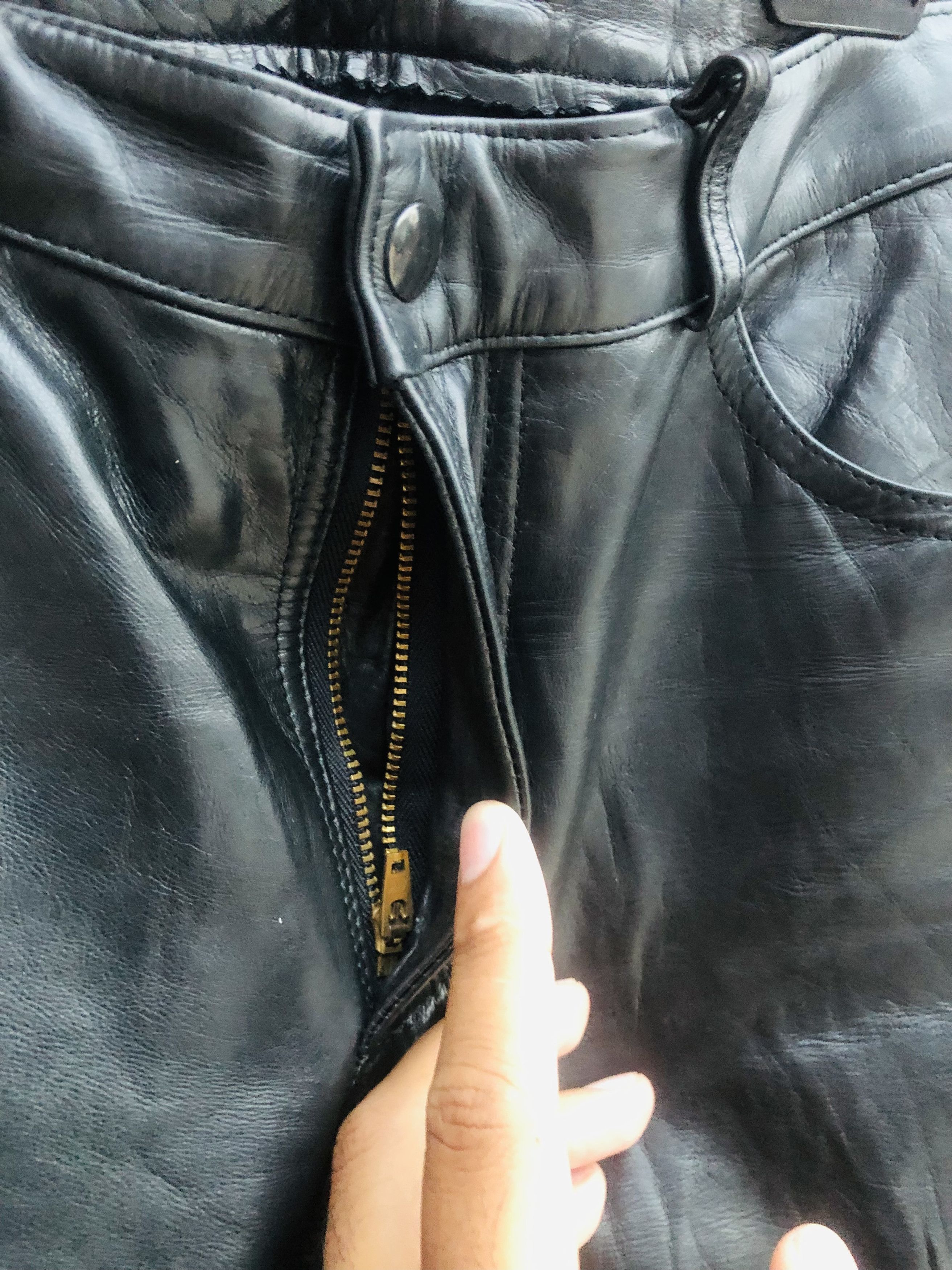 Japanese Brand × Vintage Vintage Earl Leather Pant Designed Fashion Style Size US 27 - 7 Thumbnail