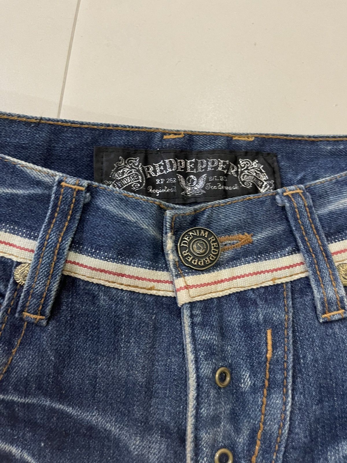 Japanese Brand ❌SUMMER SALE❌ Vtg RED PEPPER DENIM FLARE JEANS STREETWEAR Size US 32 / EU 48 - 7 Thumbnail