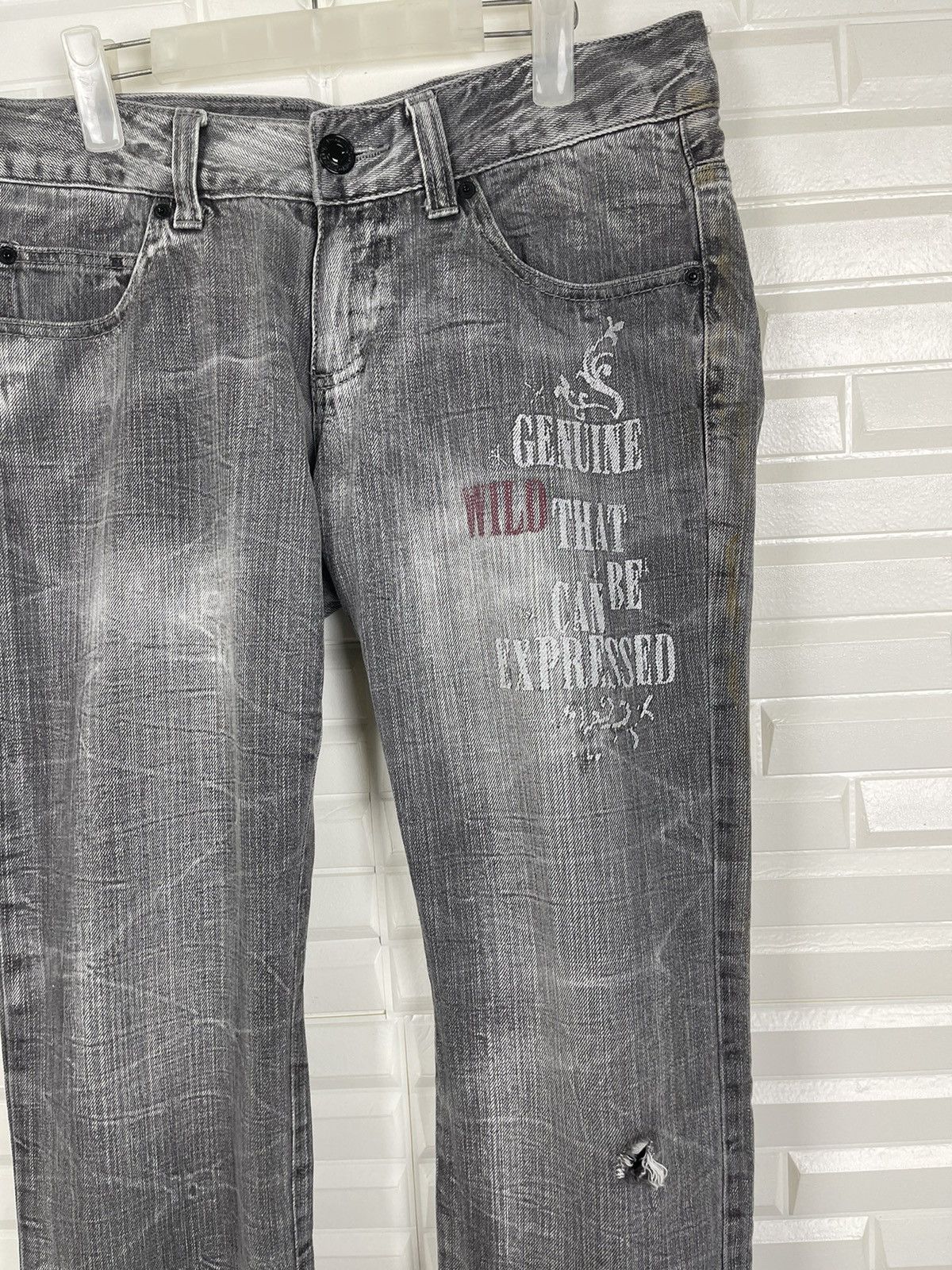 Japanese Brand Vintage Distressed Denim Genuine Wild Jeans Size US 33 - 1 Thumbnail