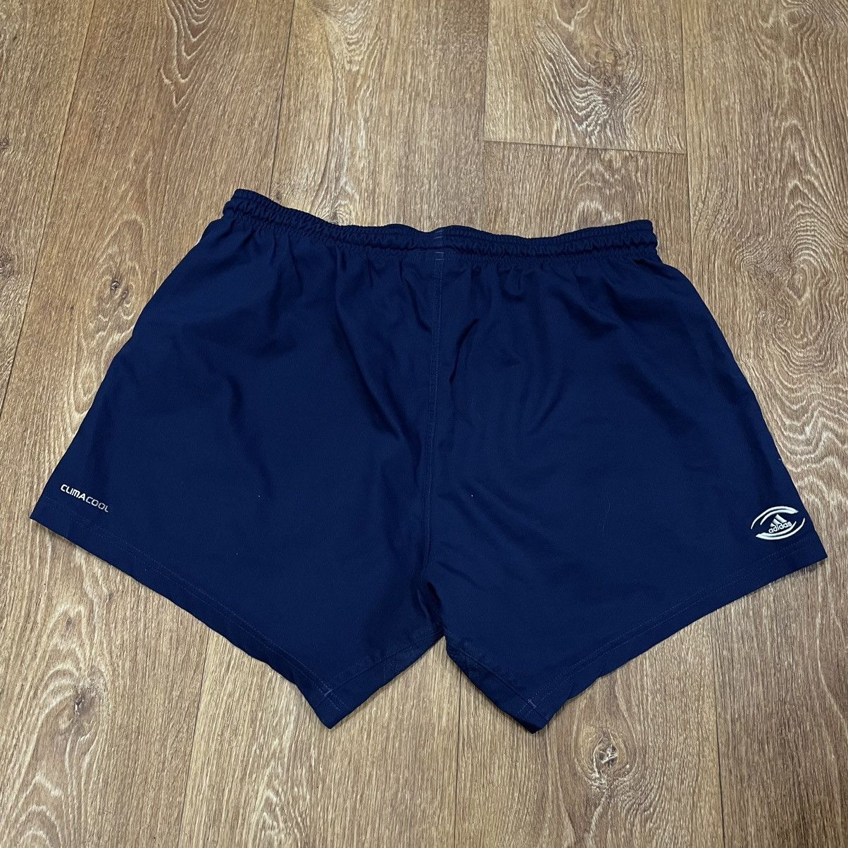 Vintage Vintage Adidas Striped Shorts Y2K Streetwear Baggy Faded 34 Size US 34 / EU 50 - 6 Thumbnail