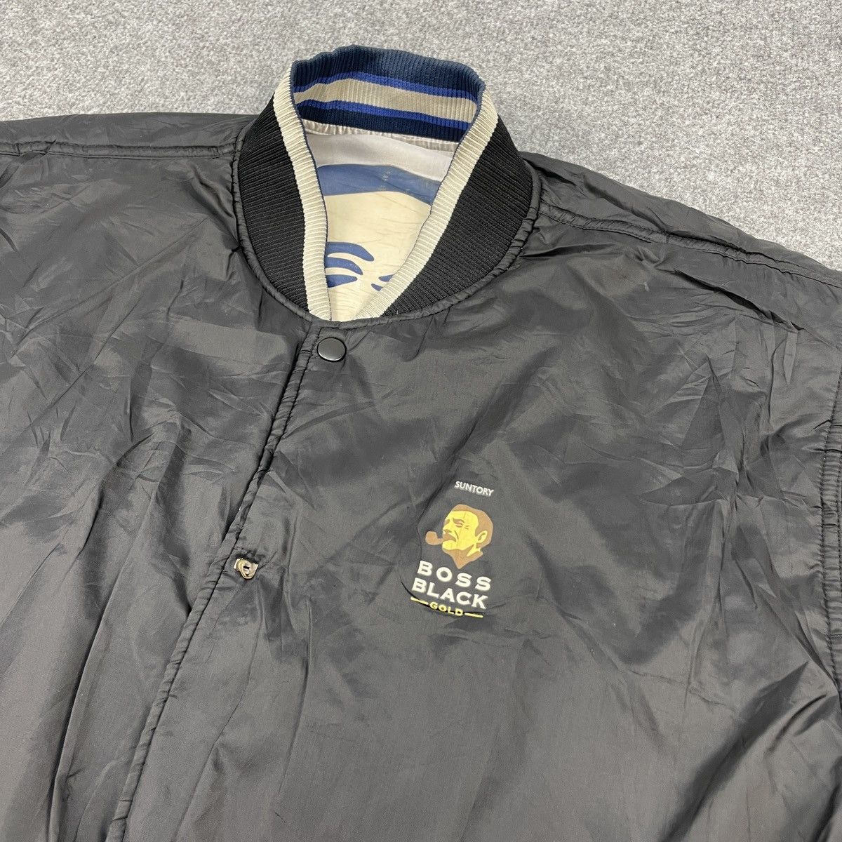 Japanese Brand Suntory Boss Coffee Big Logo Reversible Bomber Jacket Size US L / EU 52-54 / 3 - 9 Thumbnail