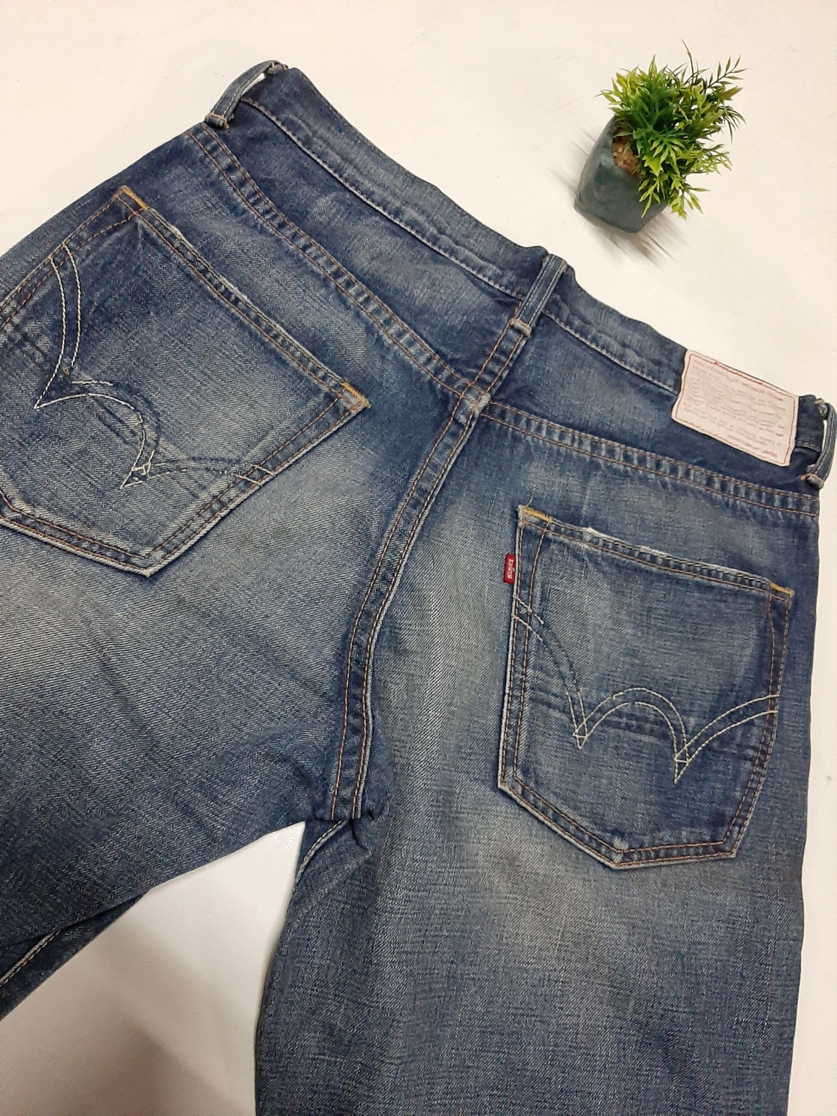 Edwin × Salvage × Vintage VINTAGE SELVEDGE EDWIN 13oz GRAND BLUE WASH DISTRESED DENIM Size US 34 / EU 50 - 2 Thumbnail