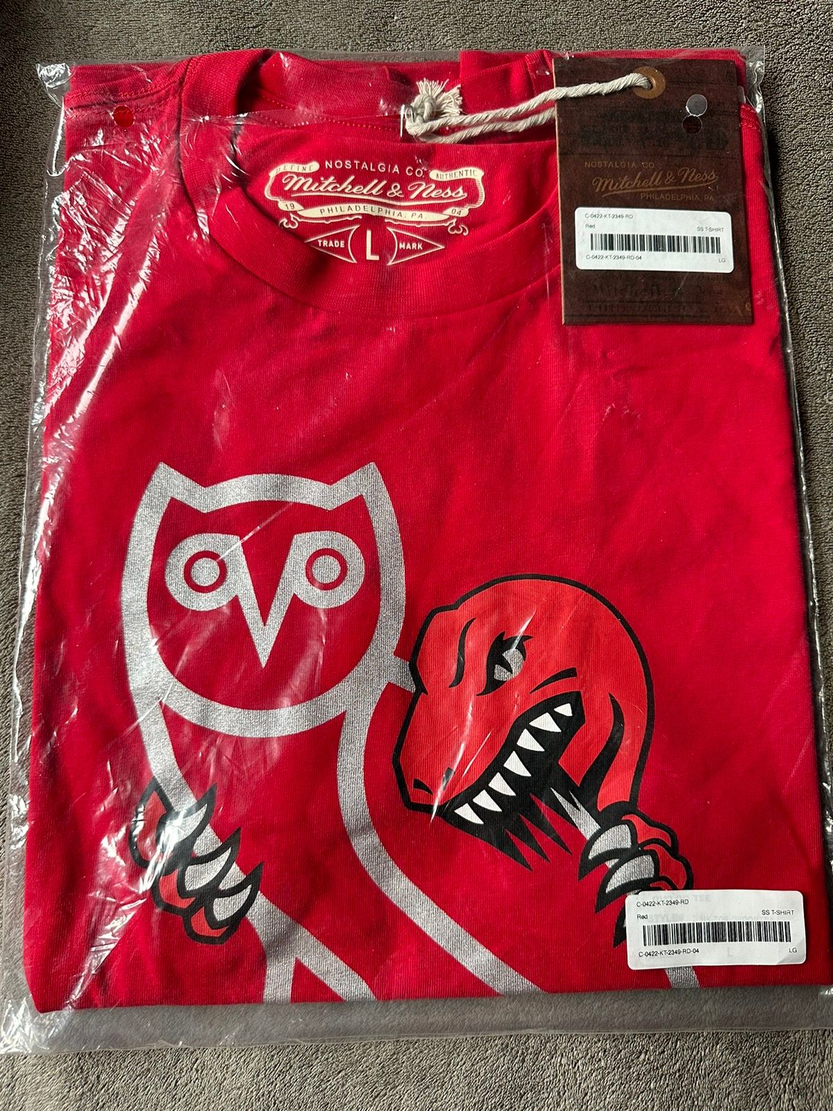 Octobers Very Own OVO Toronto Raptors x Mitchell & Ness T-SHIRT with tags Size US L / EU 52-54 / 3 - 1 Preview