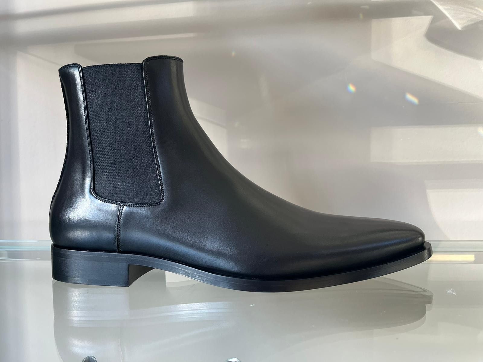 Givenchy Classic Chelsea Boots in Black Size US 8 / EU 41 - 4 Thumbnail