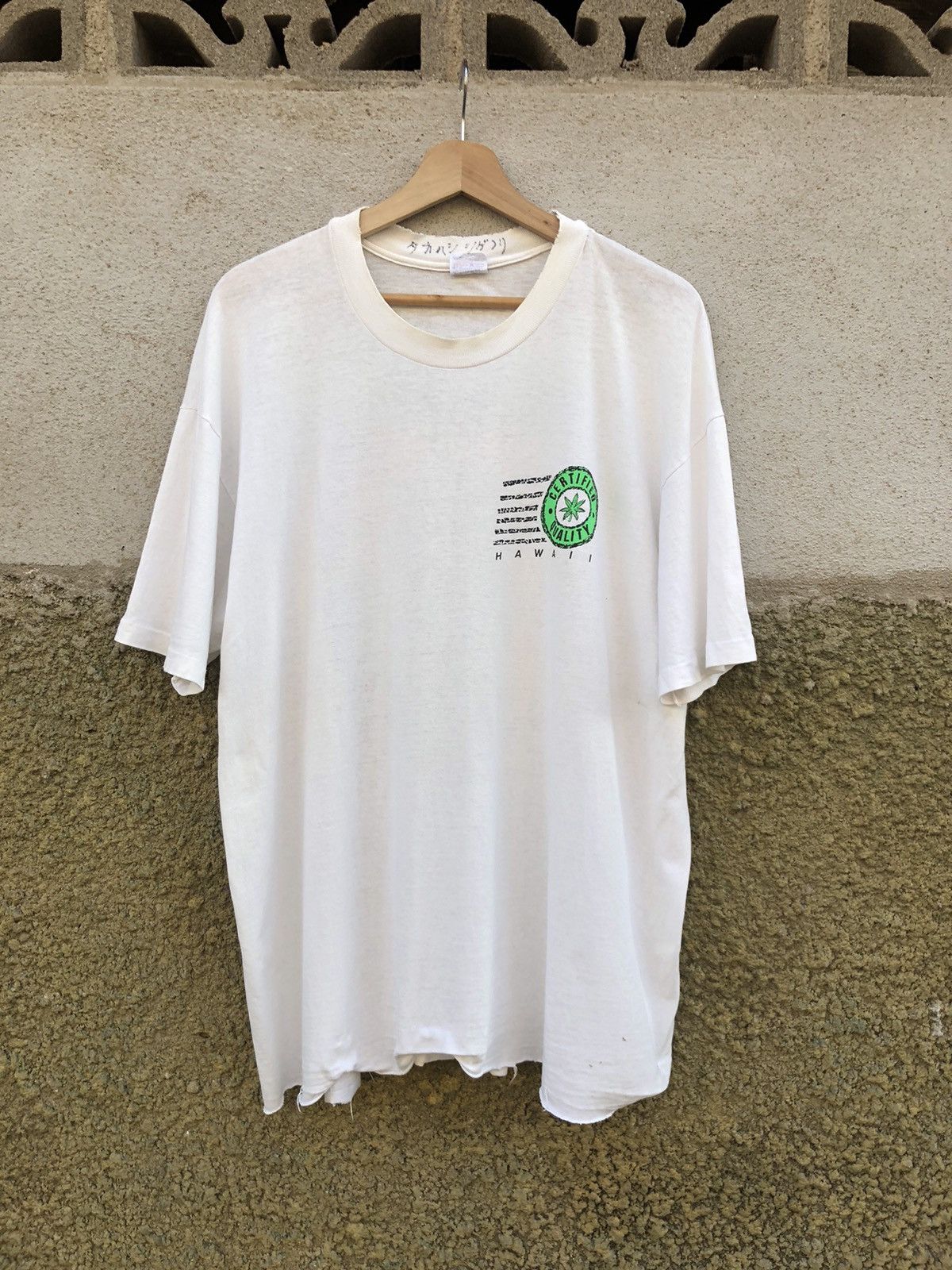 Vintage Vintage 90s Hawaii Pakalolo Marijuana Tshirt Distressed Size US L / EU 52-54 / 3 - 2 Thumbnail