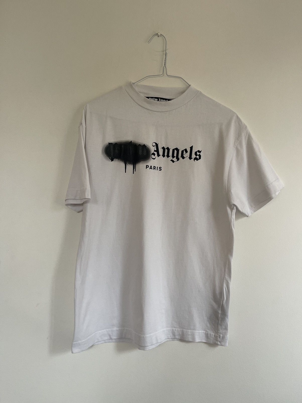 Palm angels sprayed logo paris Active T-Shirt for Sale by AnthonyDejarne