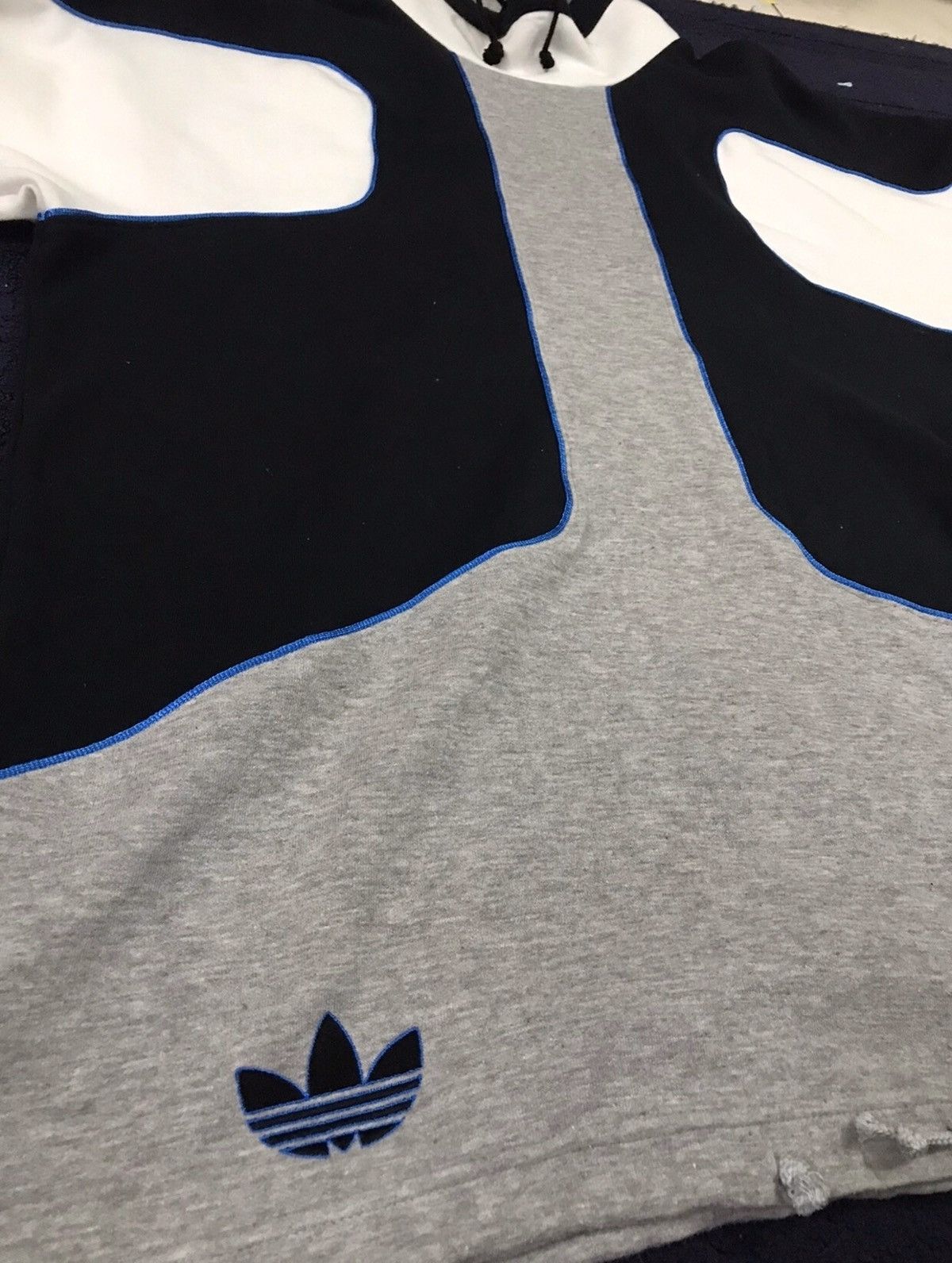 Adidas × Descente Vintage 90s Adidas Trefoil Japan Made Pullover Size US L / EU 52-54 / 3 - 2 Thumbnail