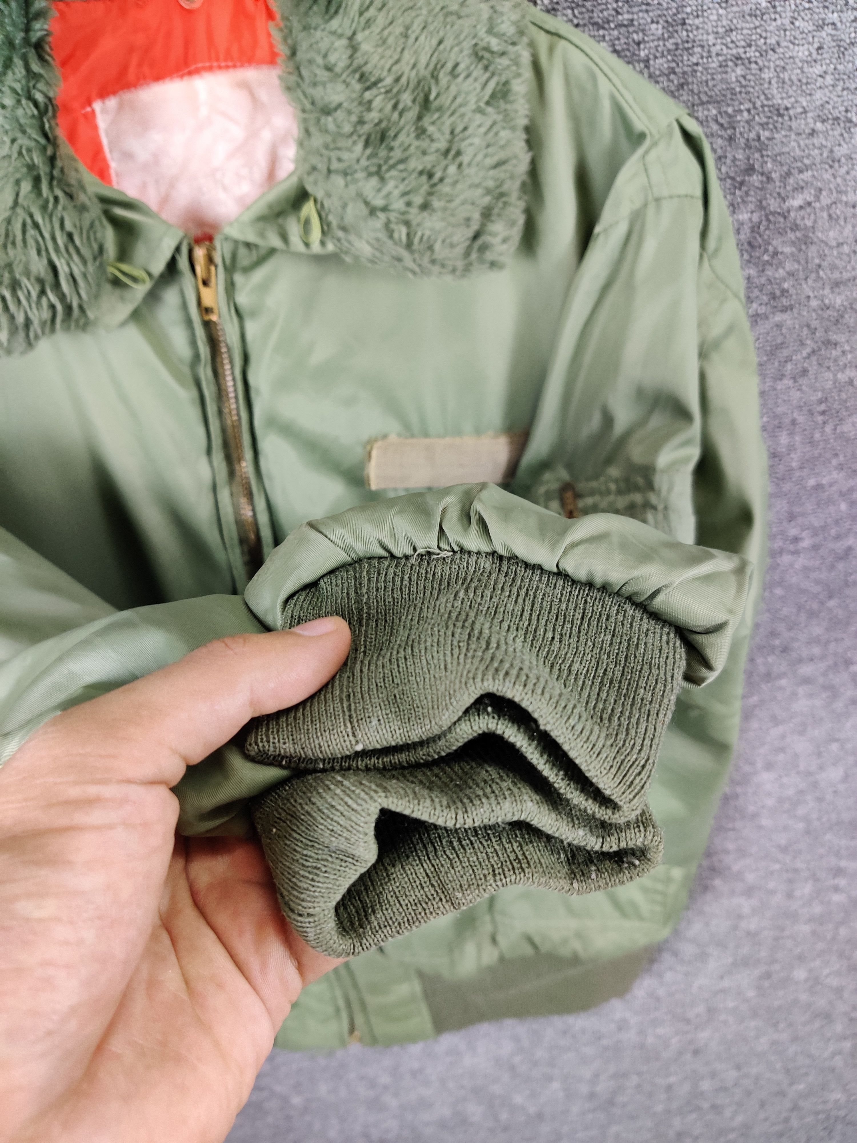 Vintage Vintage U.S Air Force Ma1 Flight Bomber Fur Jacket Size US L / EU 52-54 / 3 - 9 Thumbnail