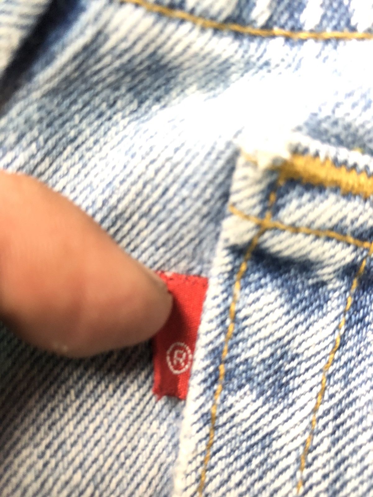 Levi's × Vintage VINTAGE 1993 LEVIS BLUE WASH DISSTRESSED GRUNGE DENIM Size US 30 / EU 46 - 14 Thumbnail