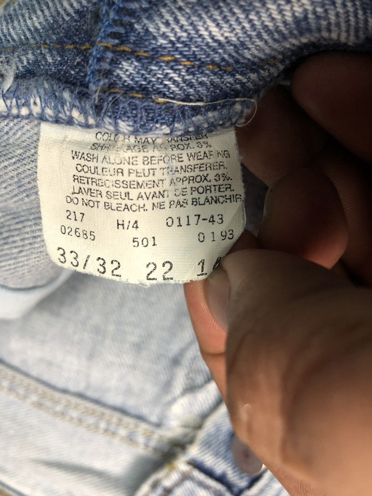 Levi's × Vintage VINTAGE 1993 LEVIS BLUE WASH DISSTRESSED GRUNGE DENIM Size US 30 / EU 46 - 8 Thumbnail