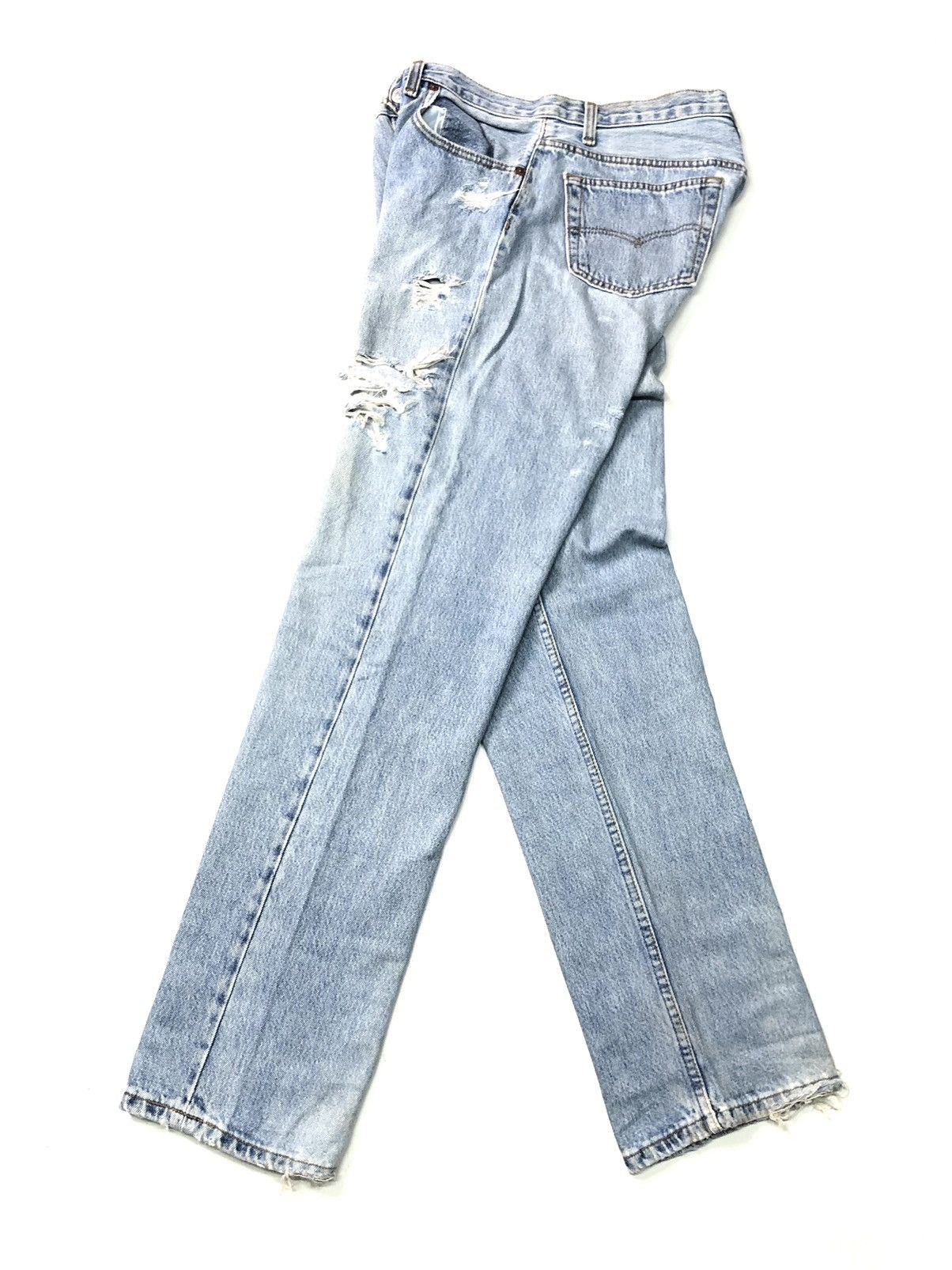Levi's × Vintage VINTAGE 1993 LEVIS BLUE WASH DISSTRESSED GRUNGE DENIM Size US 30 / EU 46 - 2 Thumbnail