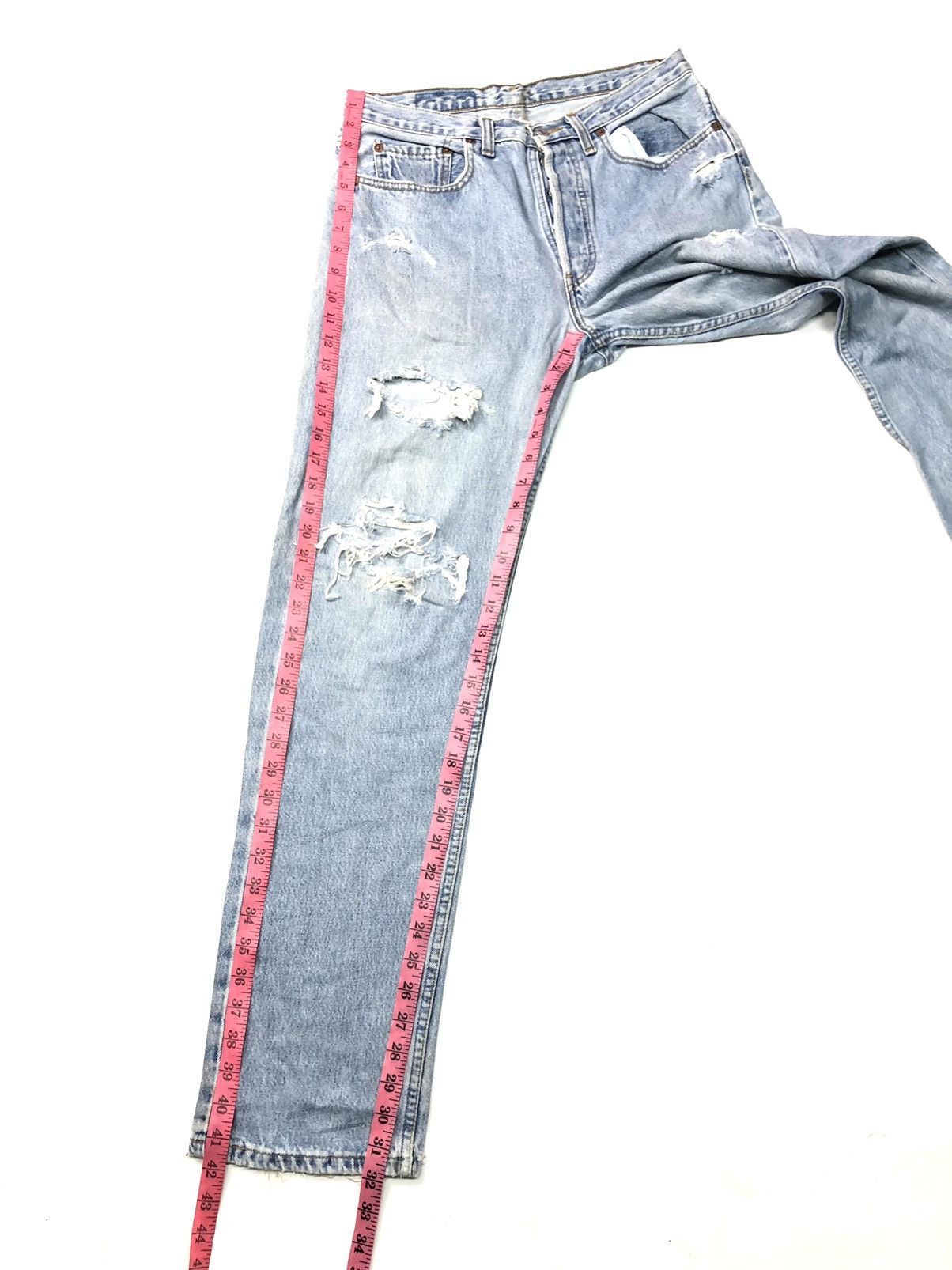 Levi's × Vintage VINTAGE 1993 LEVIS BLUE WASH DISSTRESSED GRUNGE DENIM Size US 30 / EU 46 - 17 Thumbnail