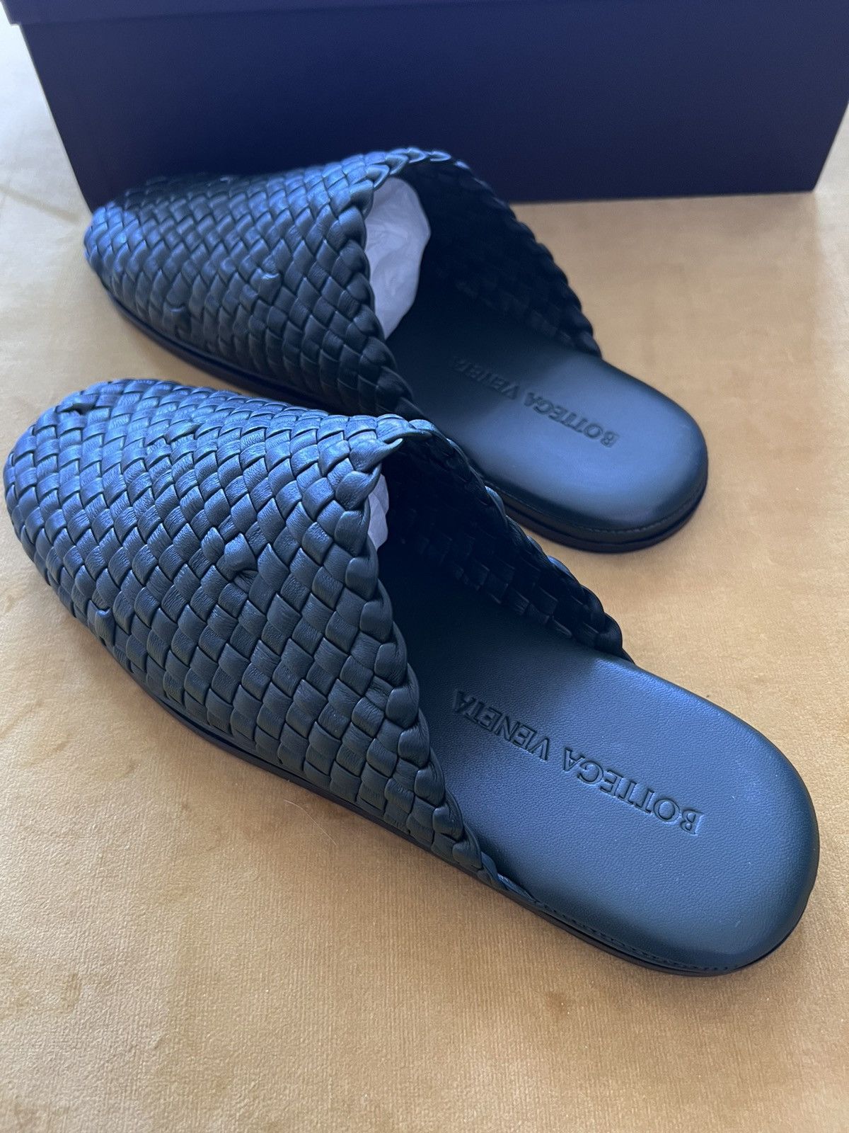Bottega Veneta NIB BV intrecciato leather slippers/slip-ons, IT42, Italy Size US 9 / EU 42 - 10 Thumbnail