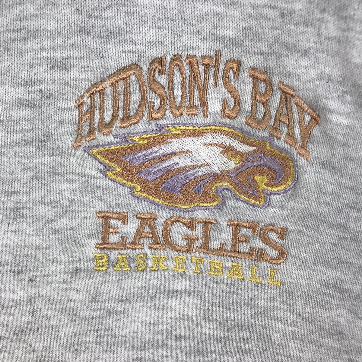 MLB Vintage Hudson’s Bay Eagles Basketball Sweatshirt Size US L / EU 52-54 / 3 - 3 Thumbnail