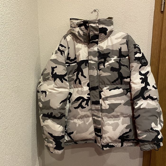 Canada goose clearance reversible camo jacket