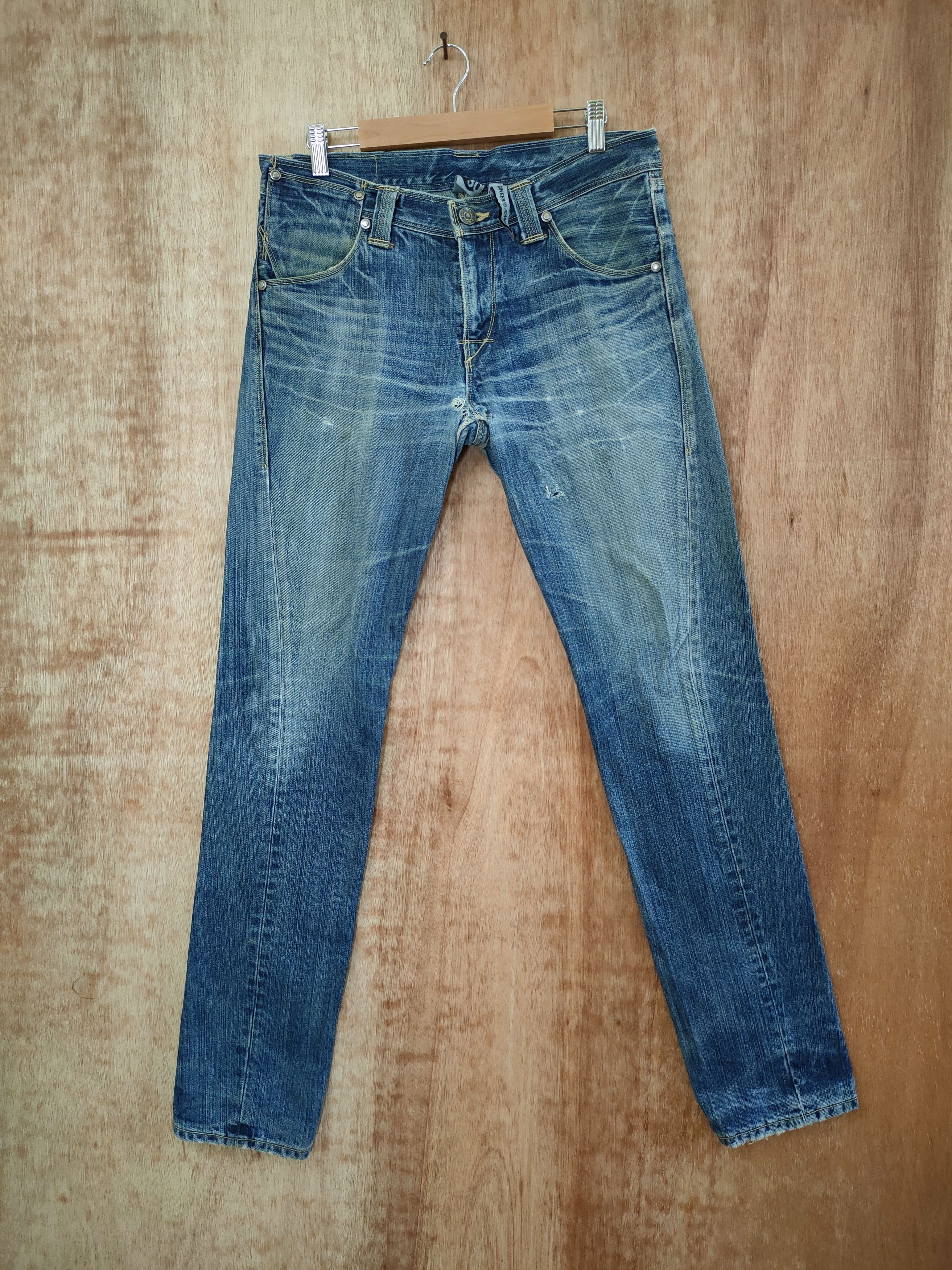 Levi's D levis engineered distressed denim jeans pants #46-822 Size US 31 - 1 Thumbnail