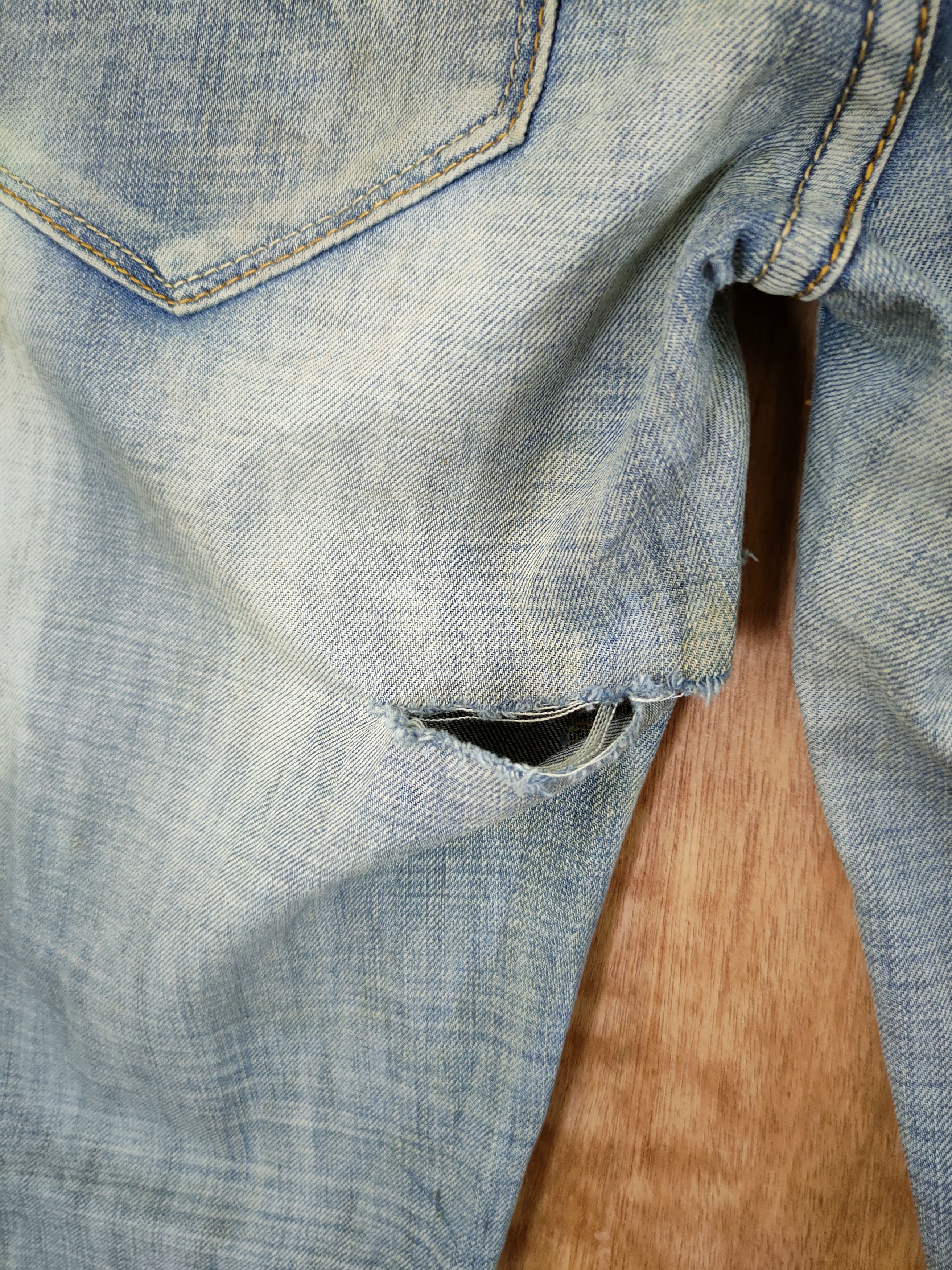 Emporio Armani Emporio Armani distressed denim streetwear pants #46-644 Size US 28 / EU 44 - 12 Thumbnail