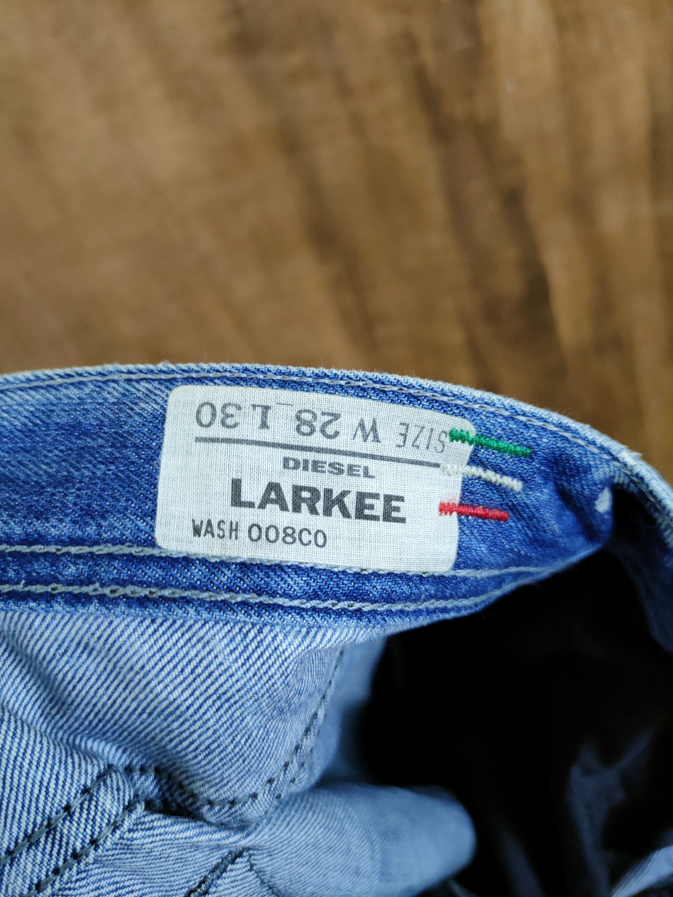 Diesel Diesel Larkee distressed denim like kurt cobain #46-746 Size US 29 - 12 Thumbnail