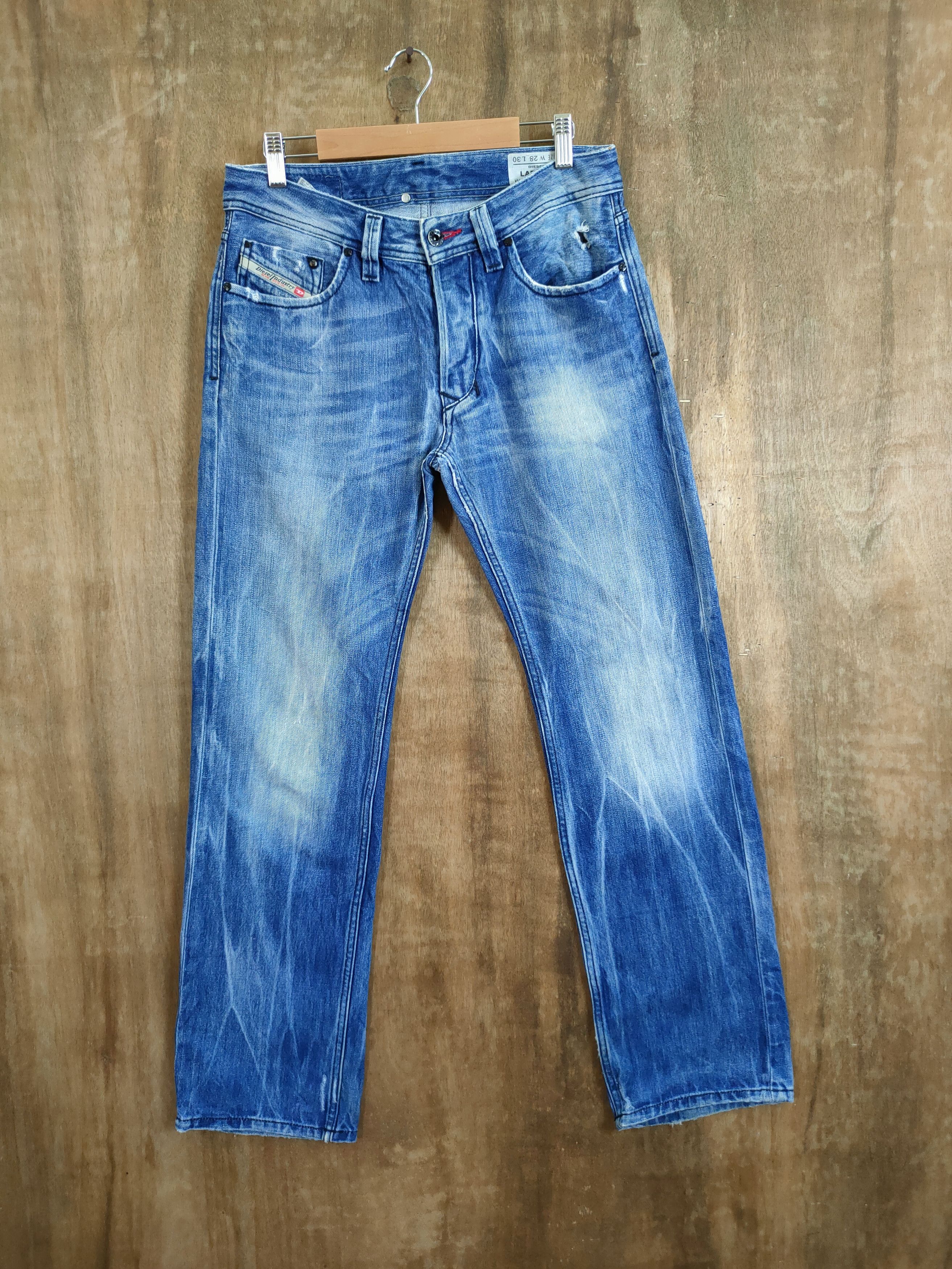 Diesel Diesel Larkee distressed denim like kurt cobain #46-746 Size US 29 - 1 Thumbnail