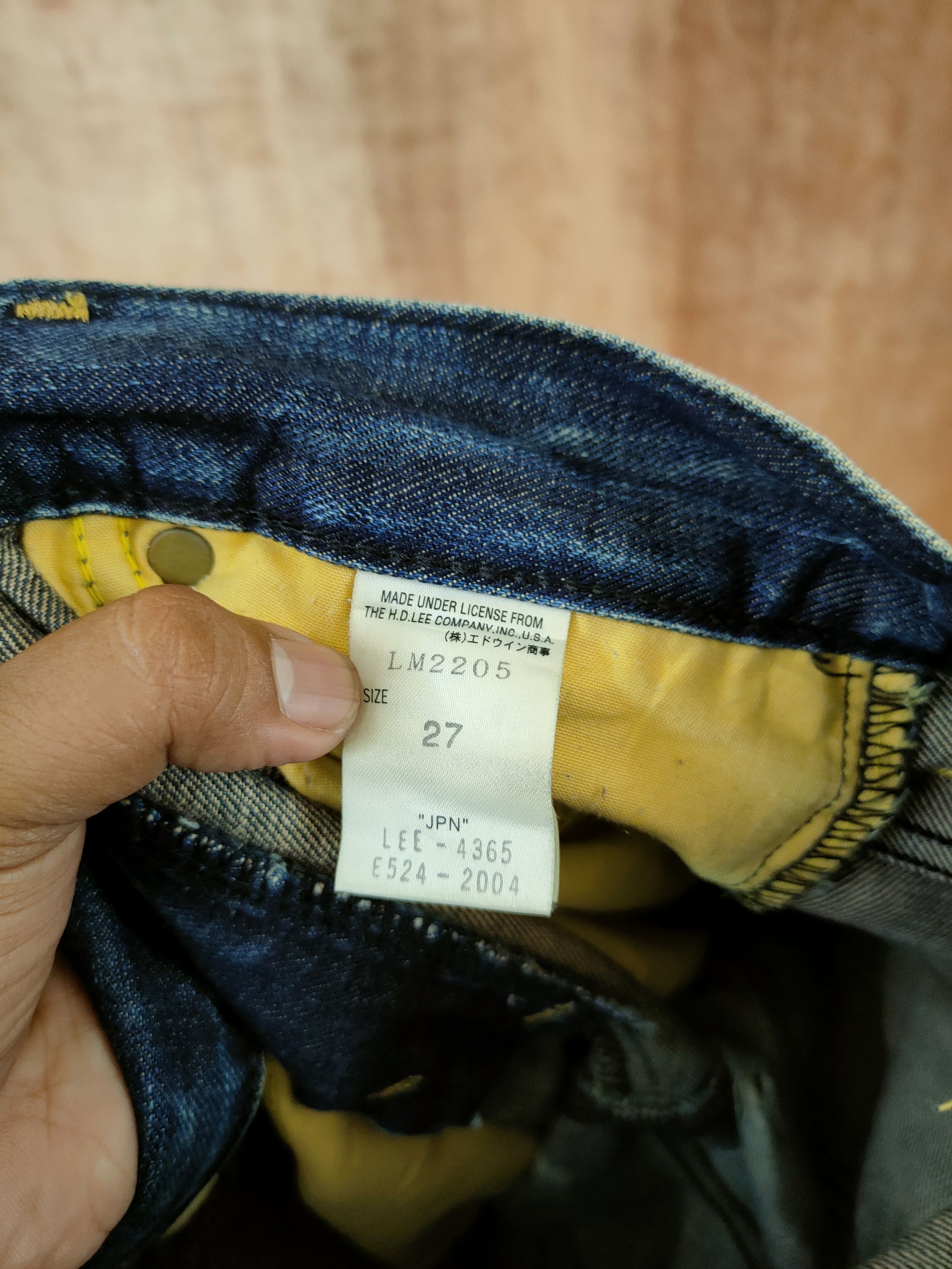 Lee Lee Vintage distressed faded denim jeans #46-643 Size US 27 - 11 Thumbnail