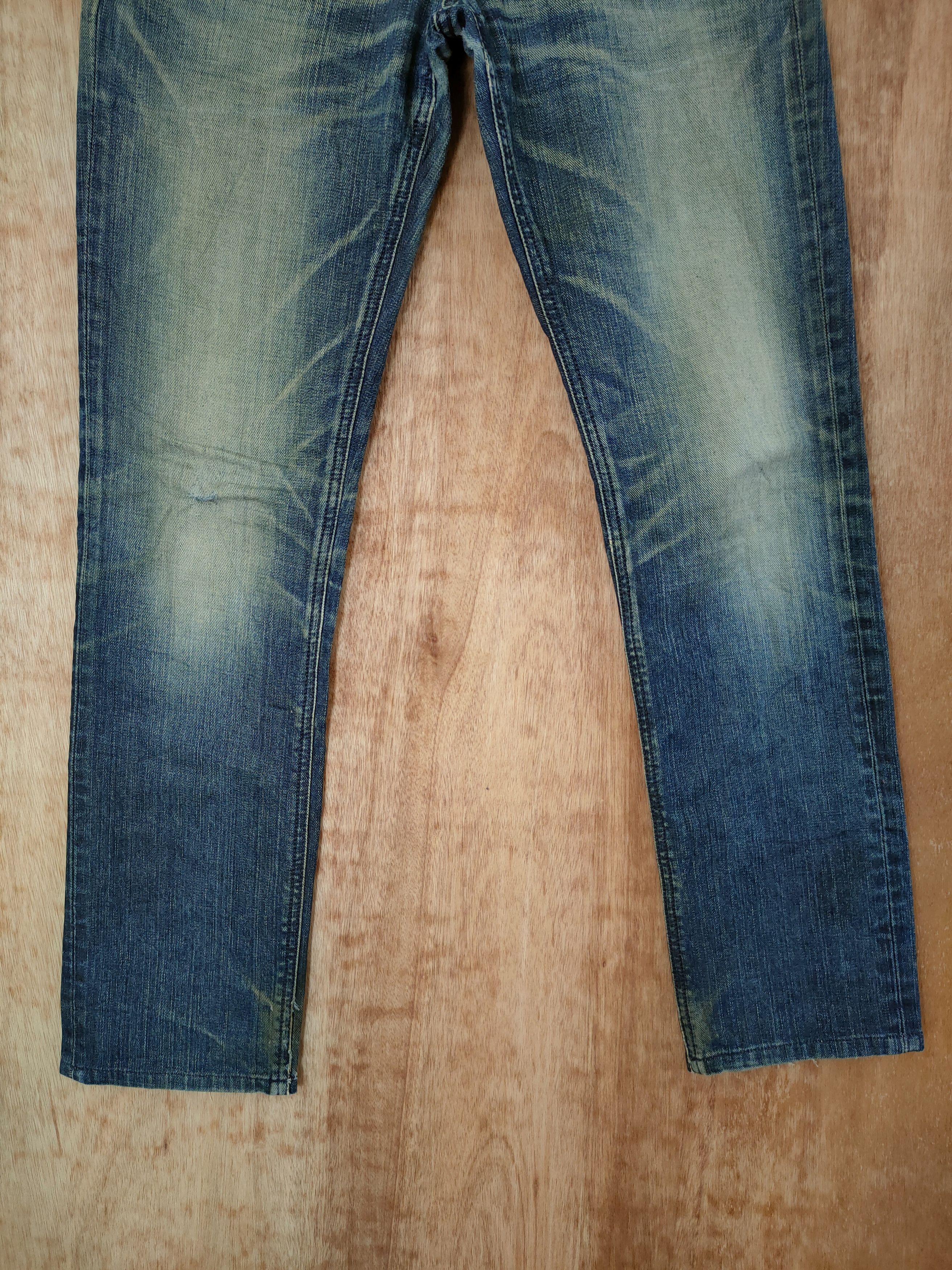 Lee Lee Vintage distressed faded denim jeans #46-643 Size US 27 - 2 Thumbnail