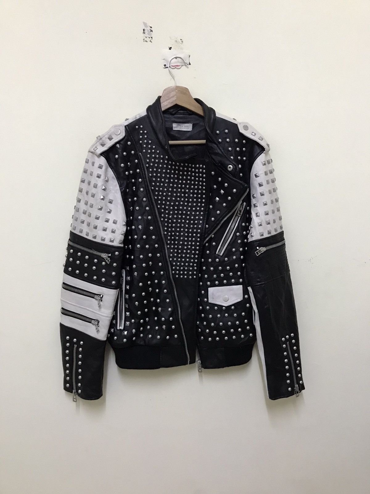 Seditionaries × Vintage Vintage Zara Spiked Punk Skin Head Leather Jacket Size US M / EU 48-50 / 2 - 18 Thumbnail