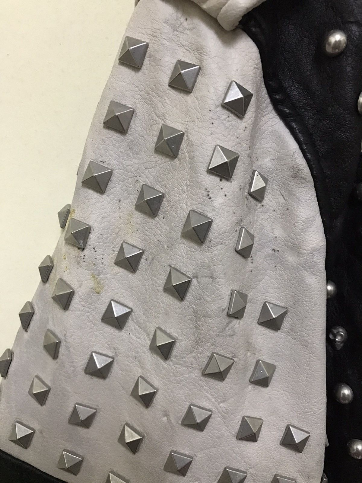 Seditionaries × Vintage Vintage Zara Spiked Punk Skin Head Leather Jacket Size US M / EU 48-50 / 2 - 10 Thumbnail