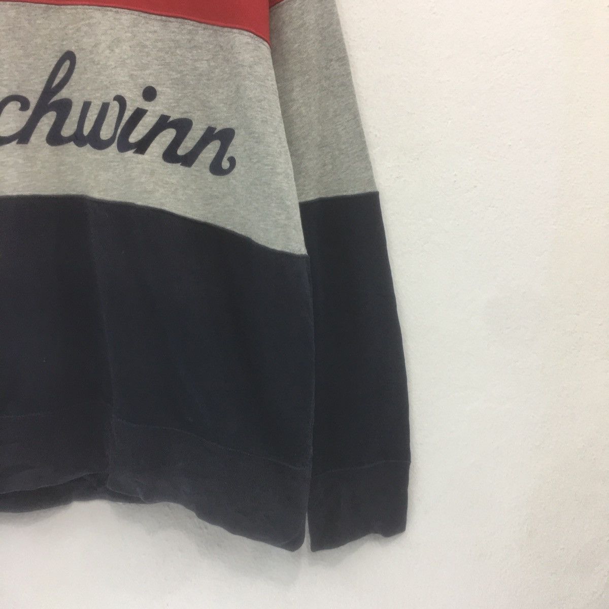 Japanese Brand SCHWINN Sweatshirt Crewneck BigLogo Spellout Schwinn Size US M / EU 48-50 / 2 - 4 Thumbnail