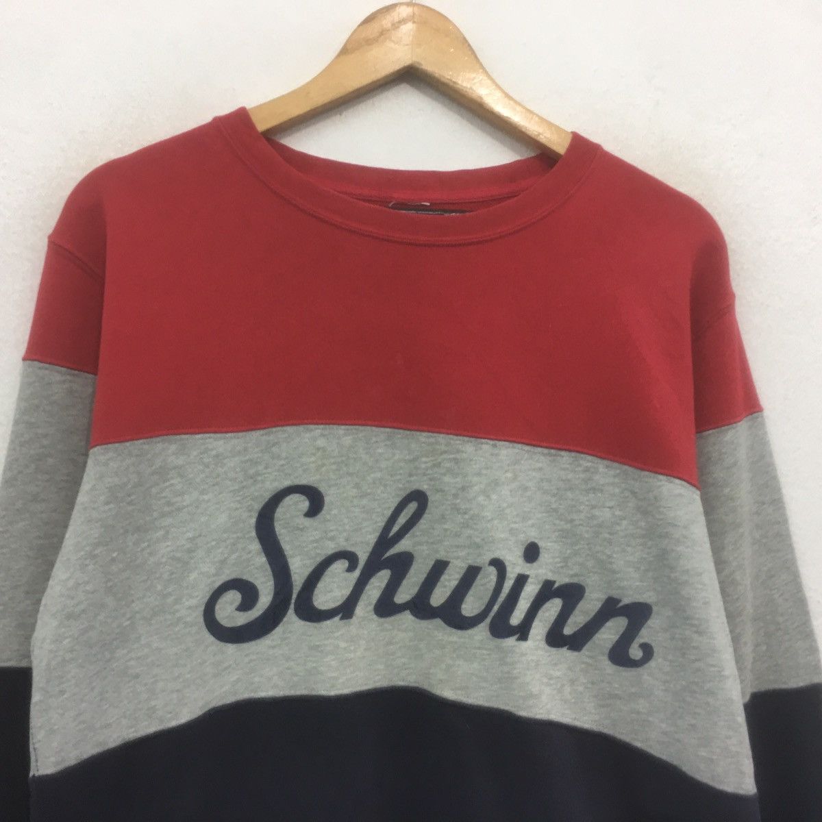 Japanese Brand SCHWINN Sweatshirt Crewneck BigLogo Spellout Schwinn Size US M / EU 48-50 / 2 - 2 Thumbnail