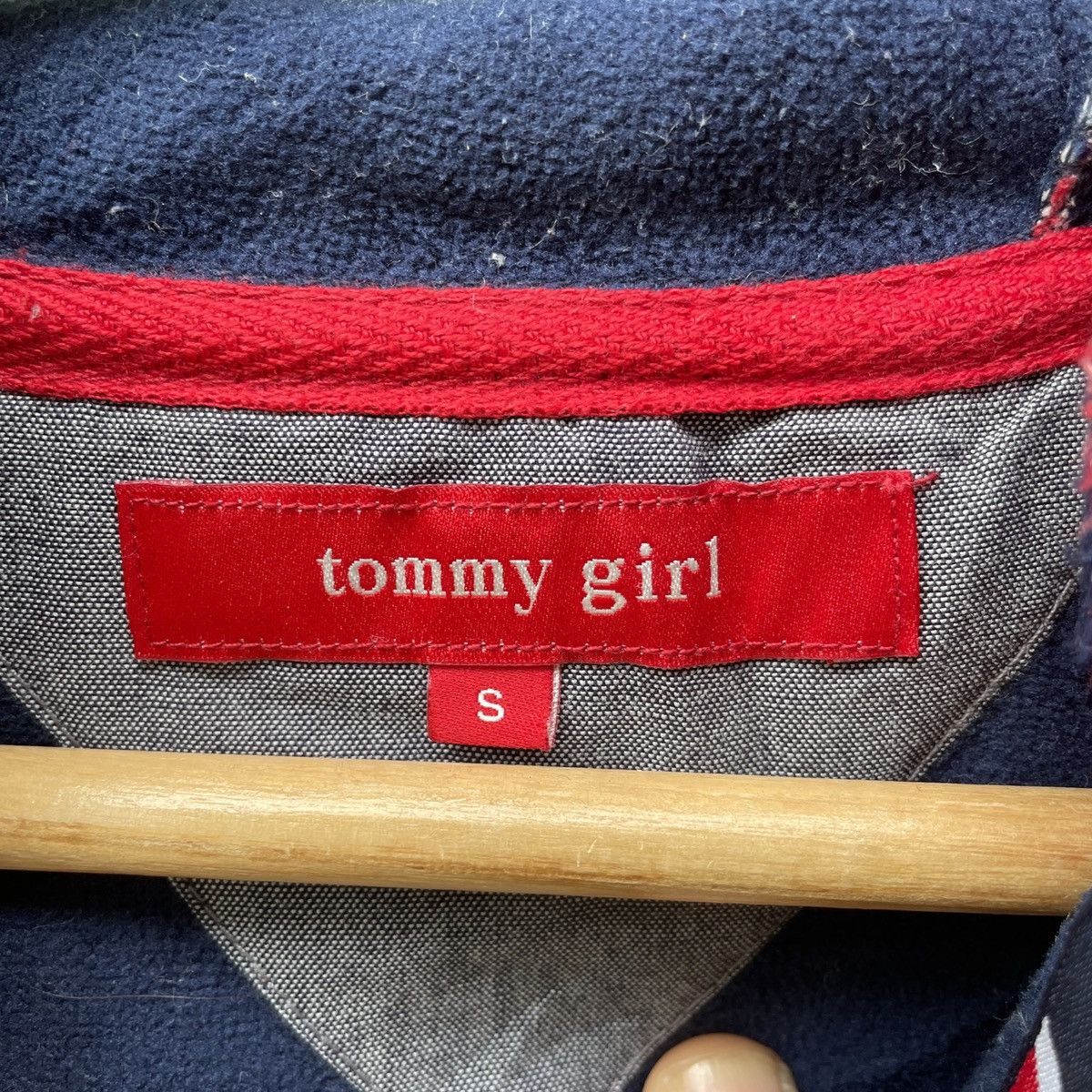 Vintage Vintage TOMMY GIRL Fleece Full Print Zipper Hoodie Jacket Size US S / EU 44-46 / 1 - 9 Thumbnail