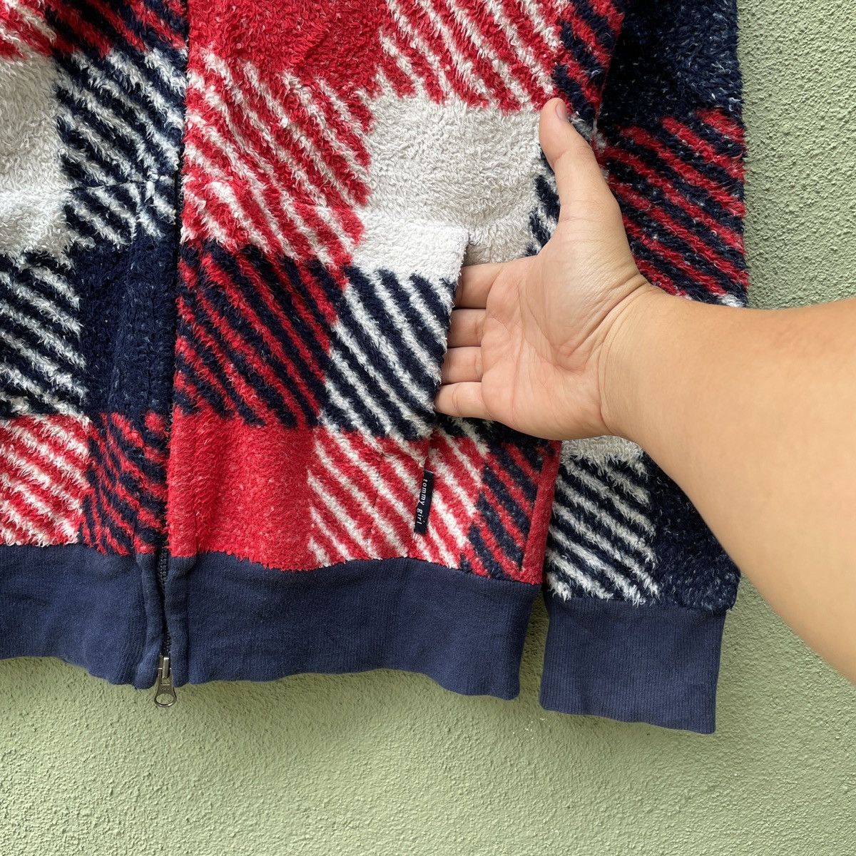 Vintage Vintage TOMMY GIRL Fleece Full Print Zipper Hoodie Jacket Size US S / EU 44-46 / 1 - 7 Thumbnail