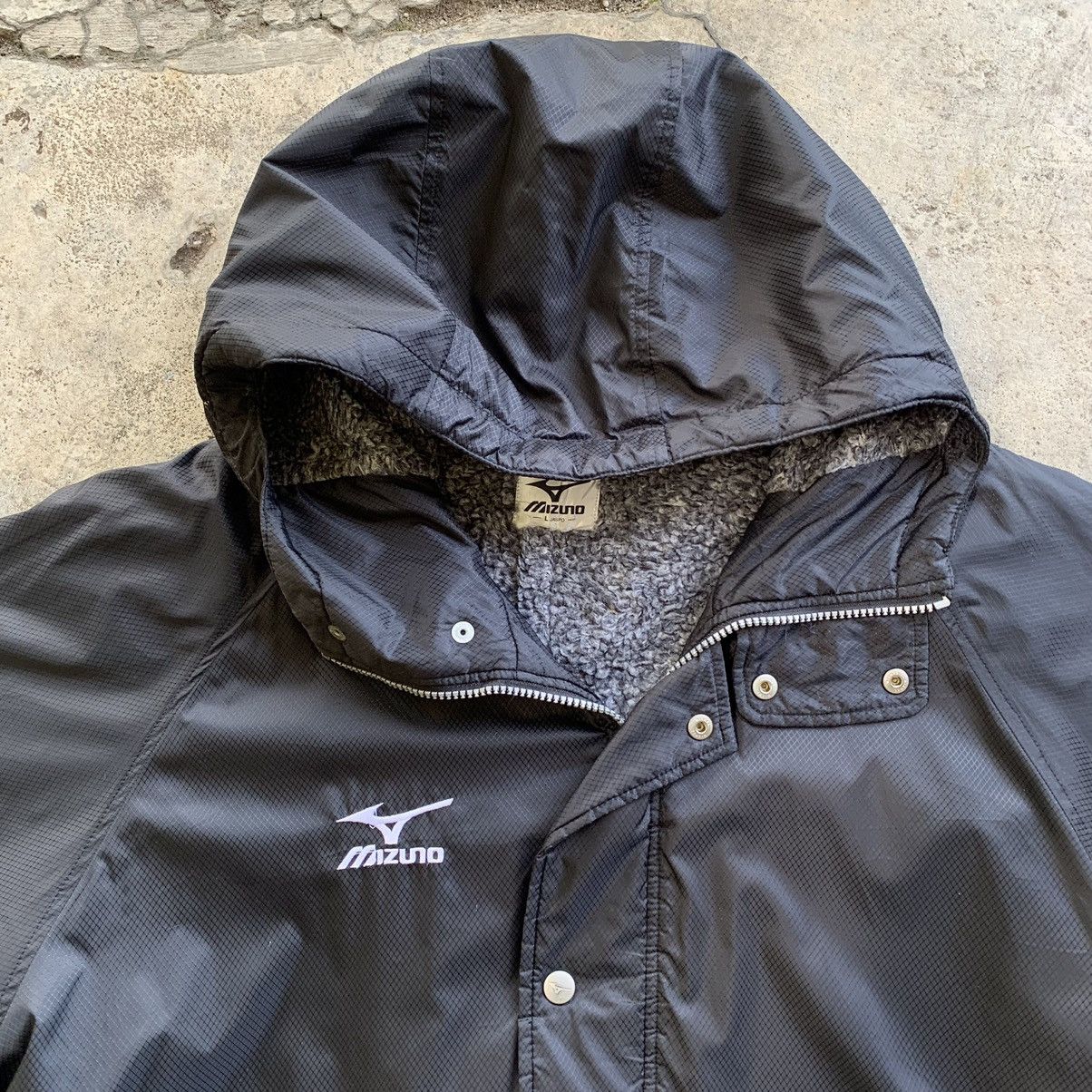 Japanese Brand Mizuno long jacket for winter season fleece inside Size US L / EU 52-54 / 3 - 6 Thumbnail