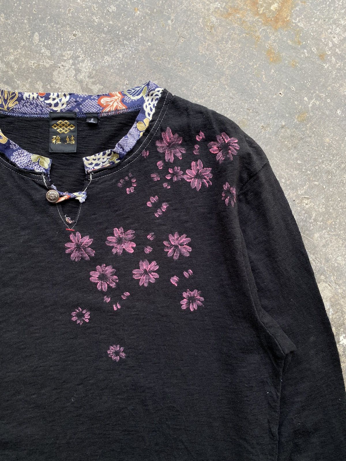 Japanese Brand RARE💥Japanese Classic Motive to Floral/Dragon Hand Painted Size US M / EU 48-50 / 2 - 7 Thumbnail