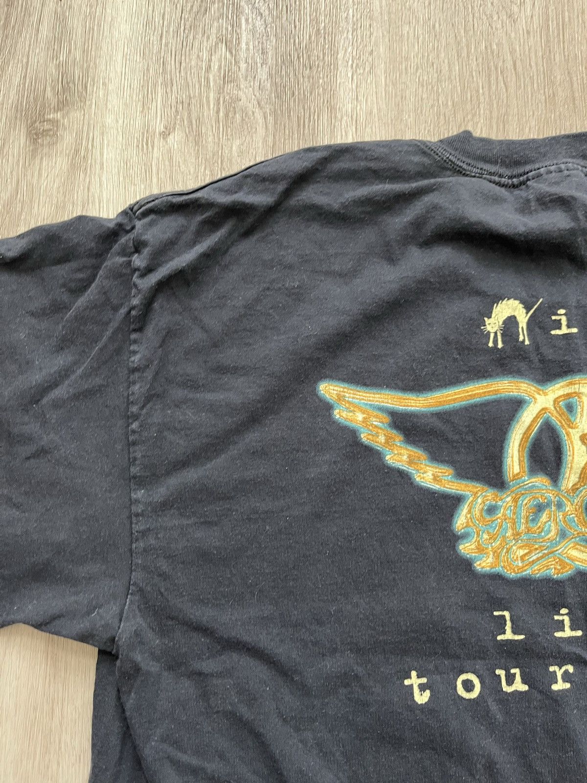 Vintage Vintage 1997 Aerosmith Nine lives tour t shirt Size US XL / EU 56 / 4 - 13 Thumbnail