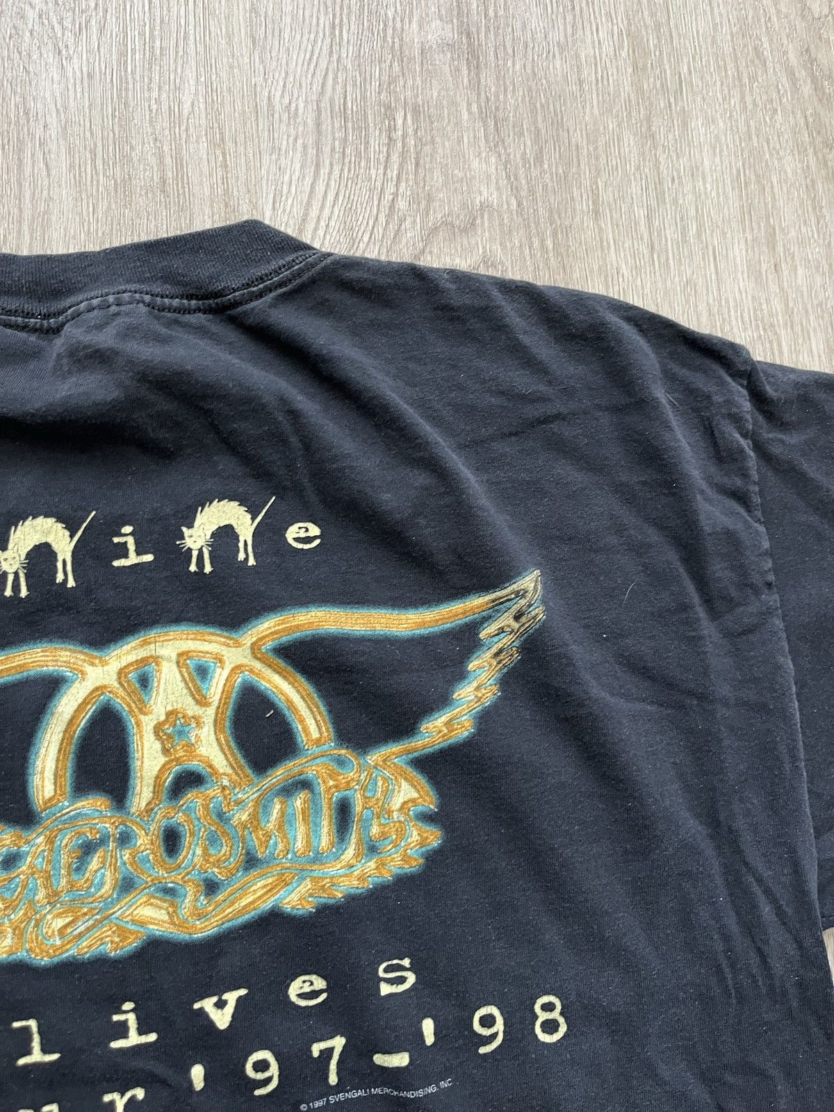 Vintage Vintage 1997 Aerosmith Nine lives tour t shirt Size US XL / EU 56 / 4 - 14 Thumbnail