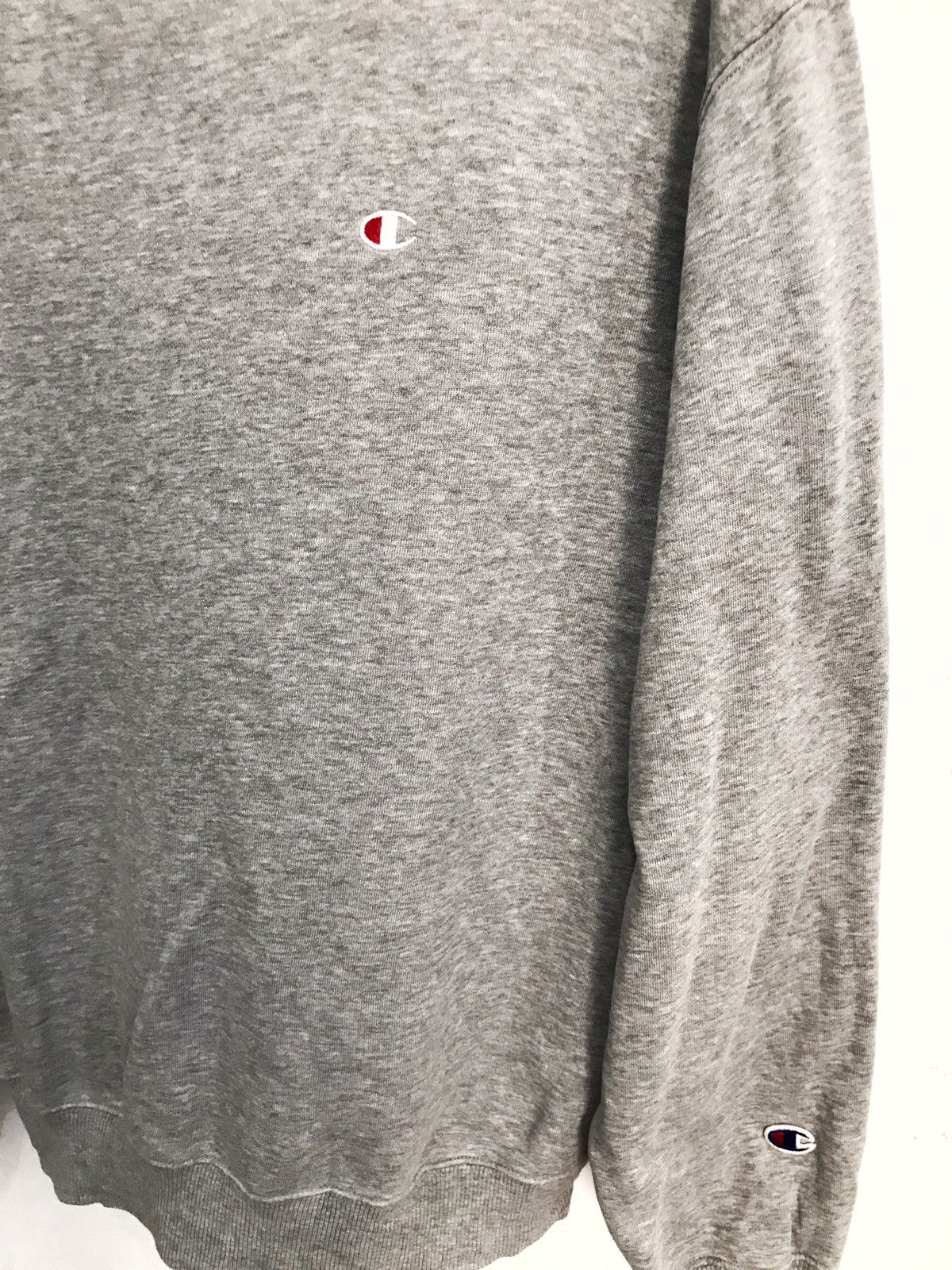 Champion Champion Light Grey Colour Crewneck Sweatshirt Size L Size US L / EU 52-54 / 3 - 3 Thumbnail
